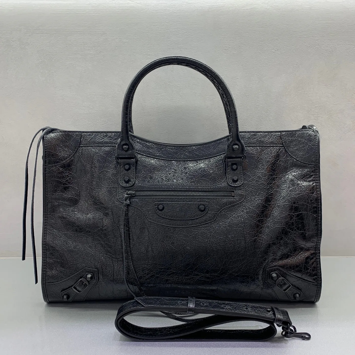 Классические Сумки Женские Balenciaga 18135892