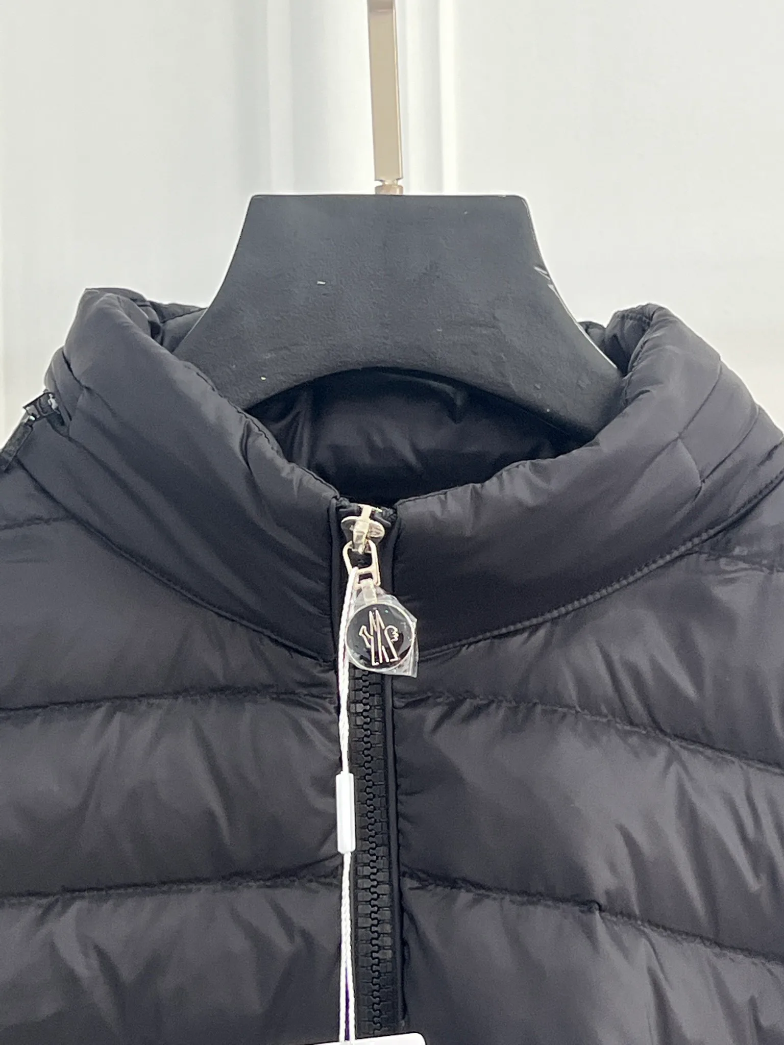 Куртки И Пуховики Женские Moncler 18416269