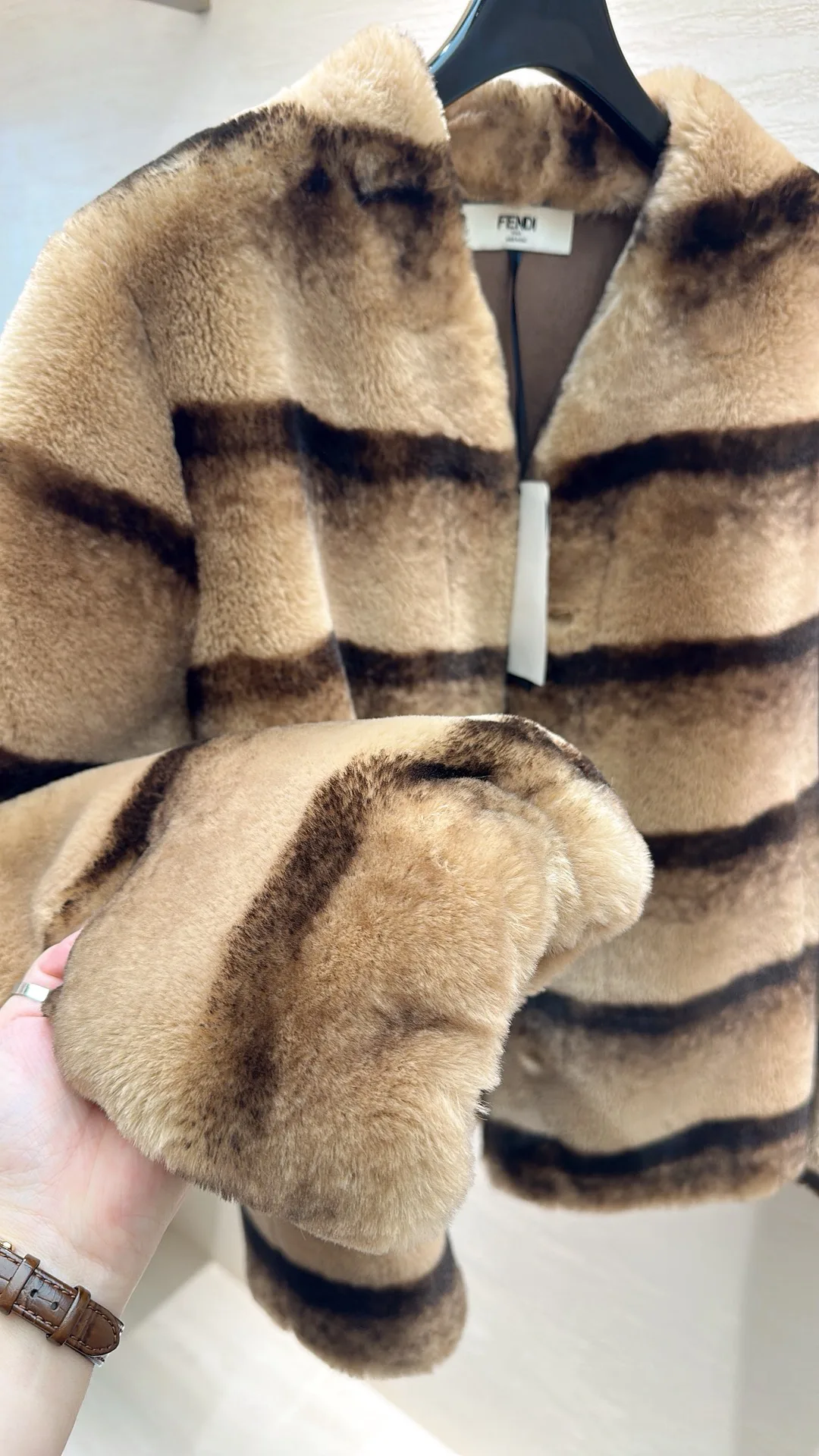 Шубы Женские Fendi 1120296