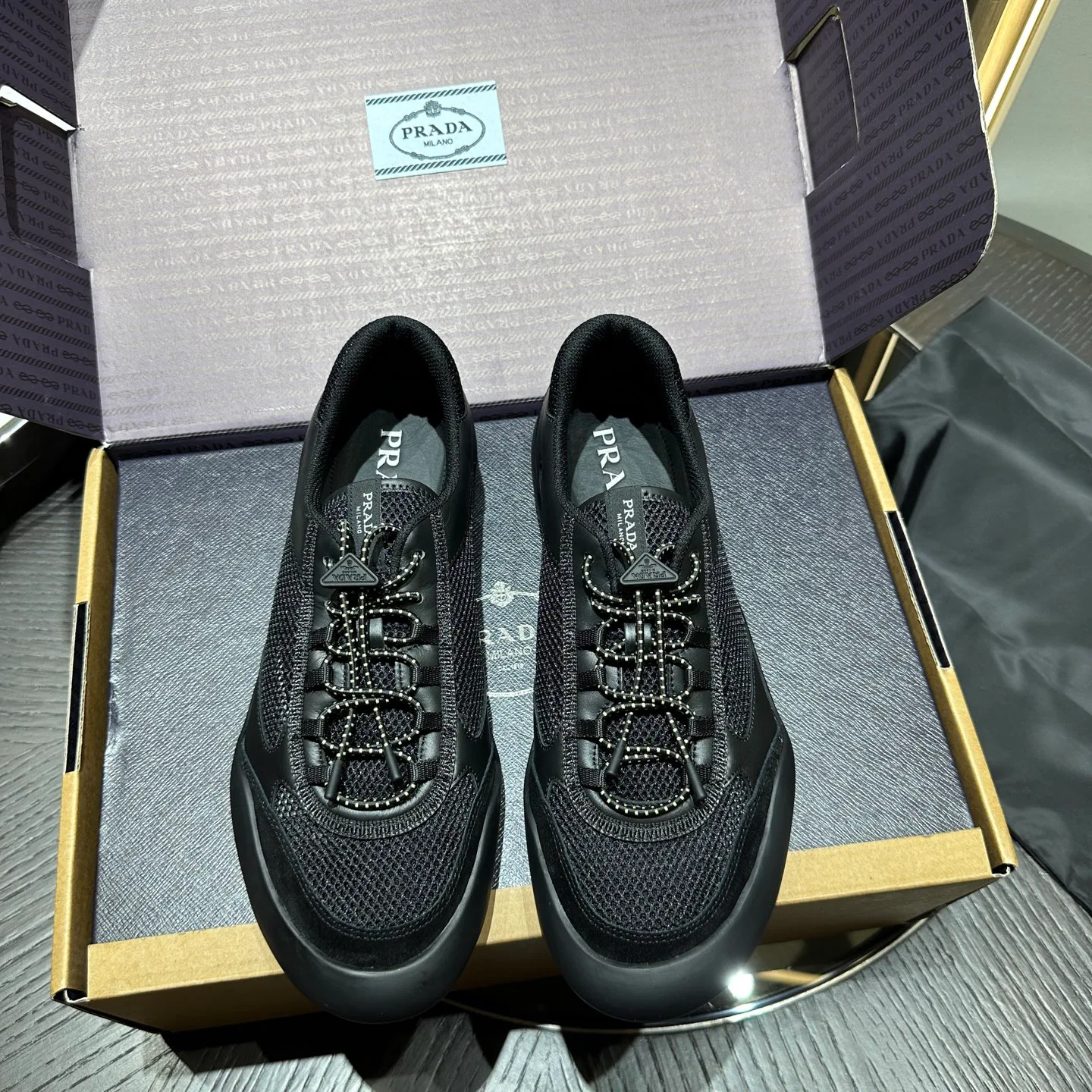 Кроссовки Мужские Prada 18192269