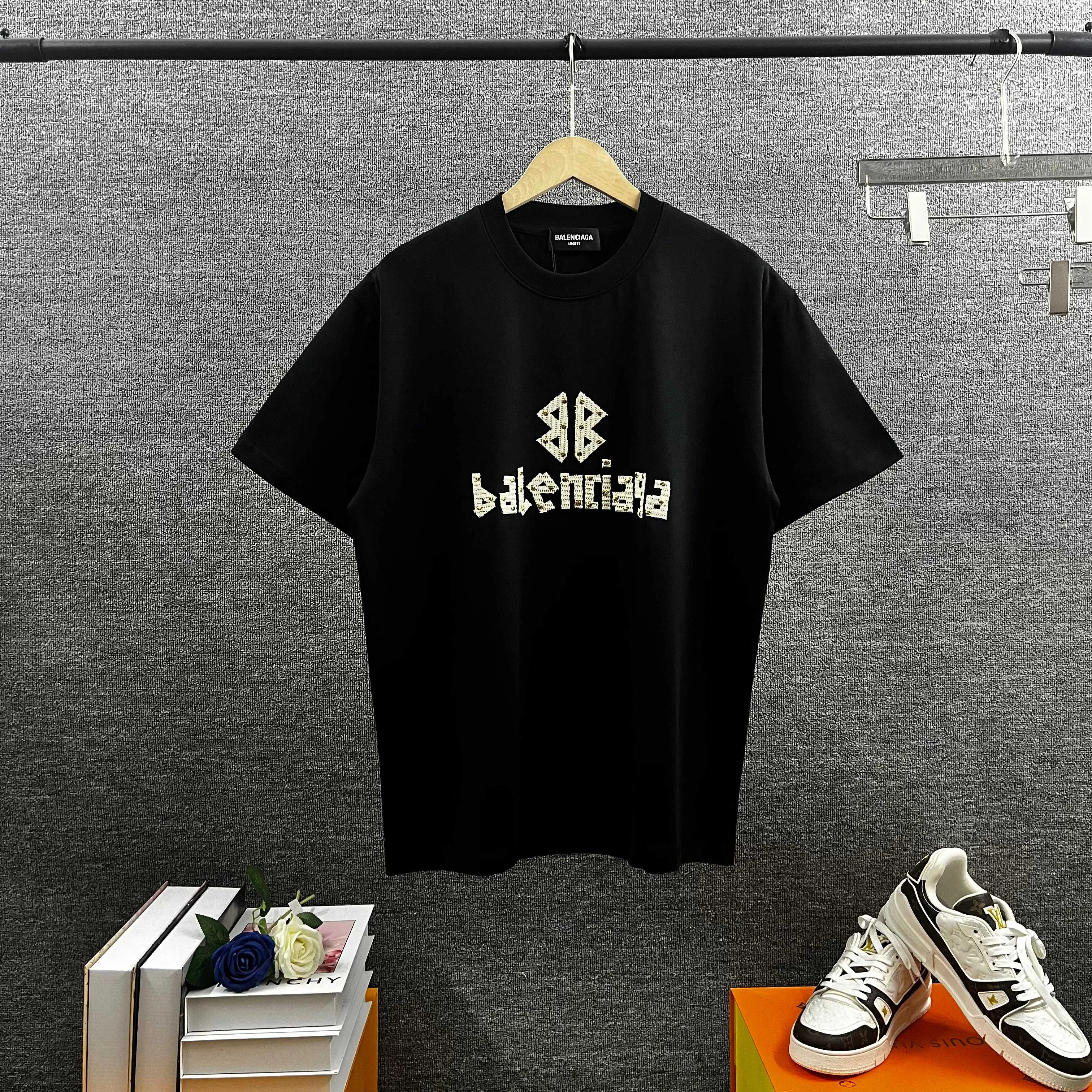 Футболки Женские Balenciaga 10310733