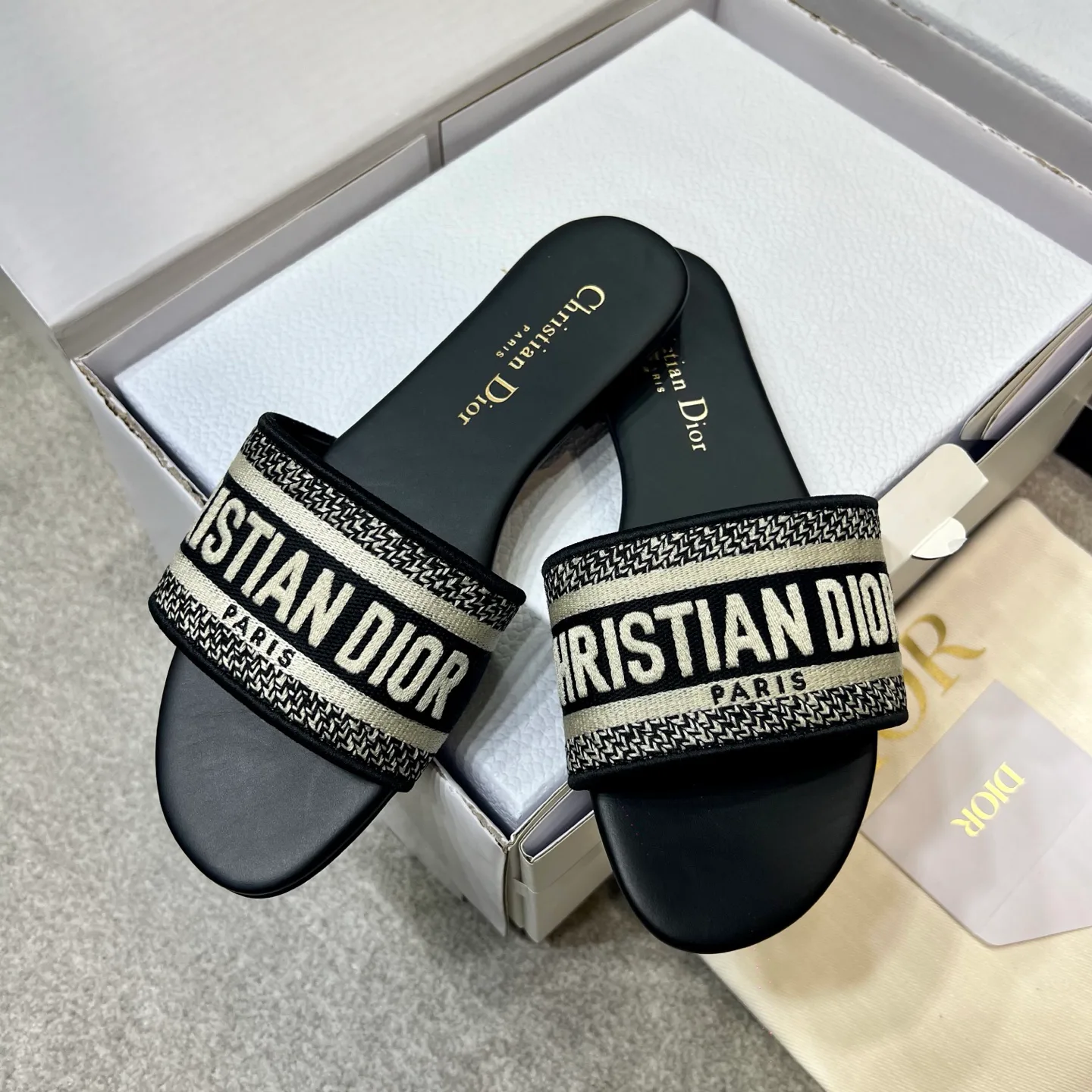 Шлепанцы Женские Christian Dior 13235746