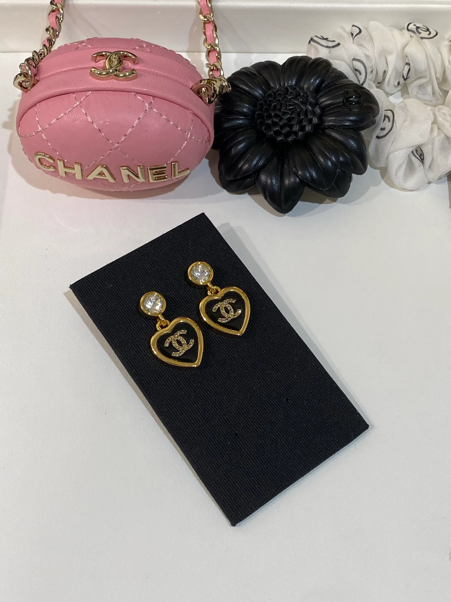 Бижутерия Chanel 18123110