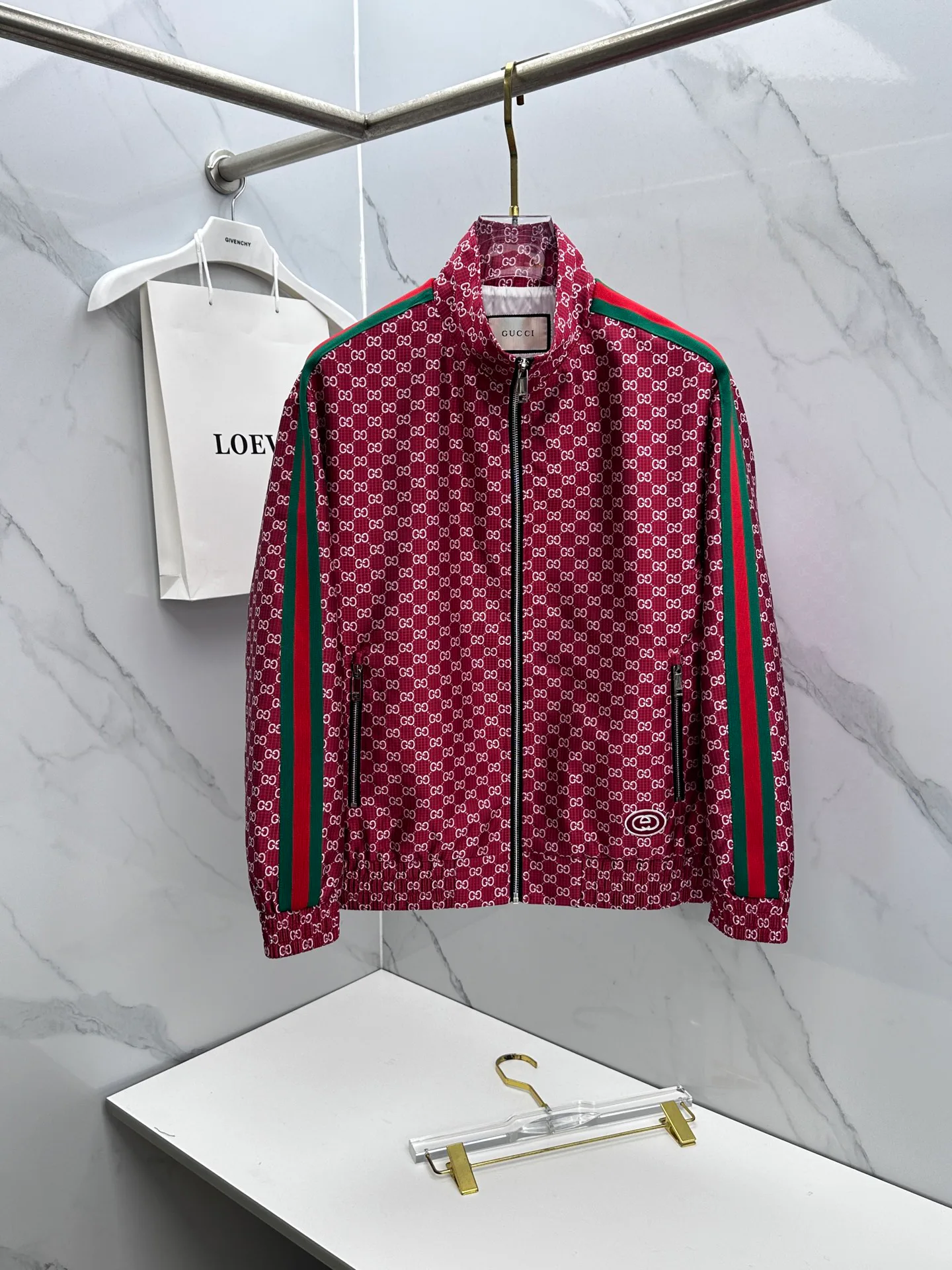 Куртки И Пуховики Мужские Gucci 18246768