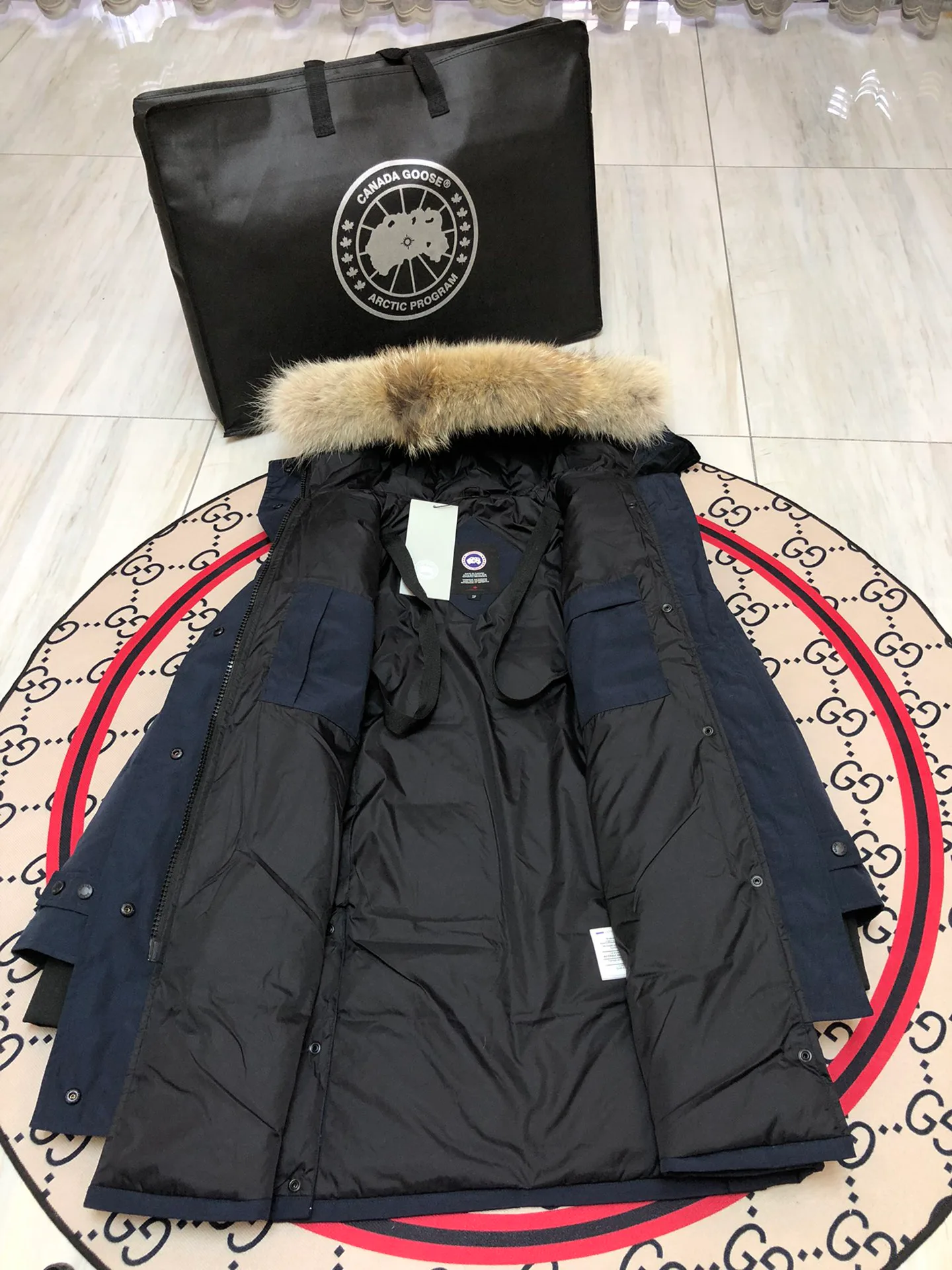Куртки И Пуховики Женские Canada Goose 6556255