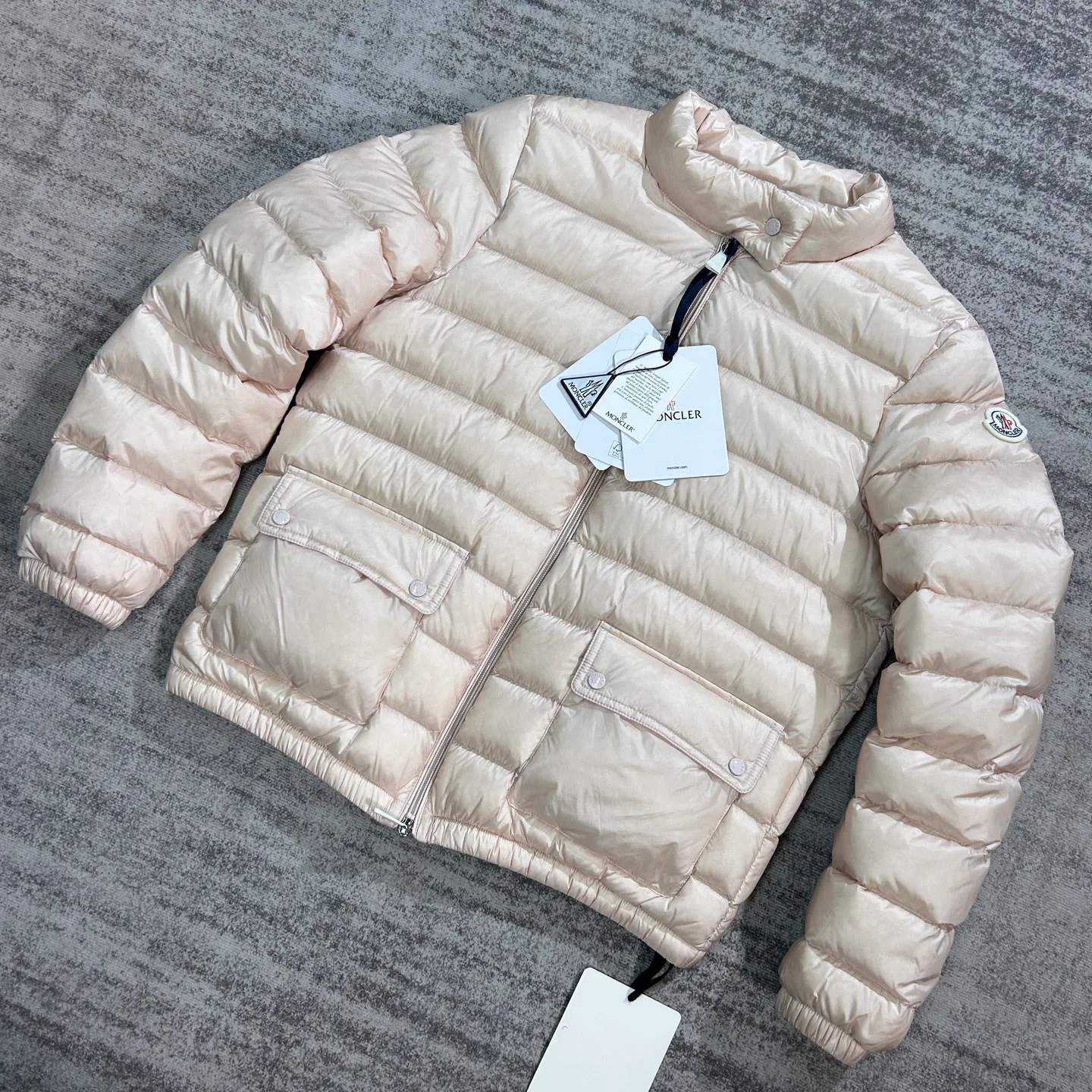 Куртки И Пуховики Женские Moncler 18725388