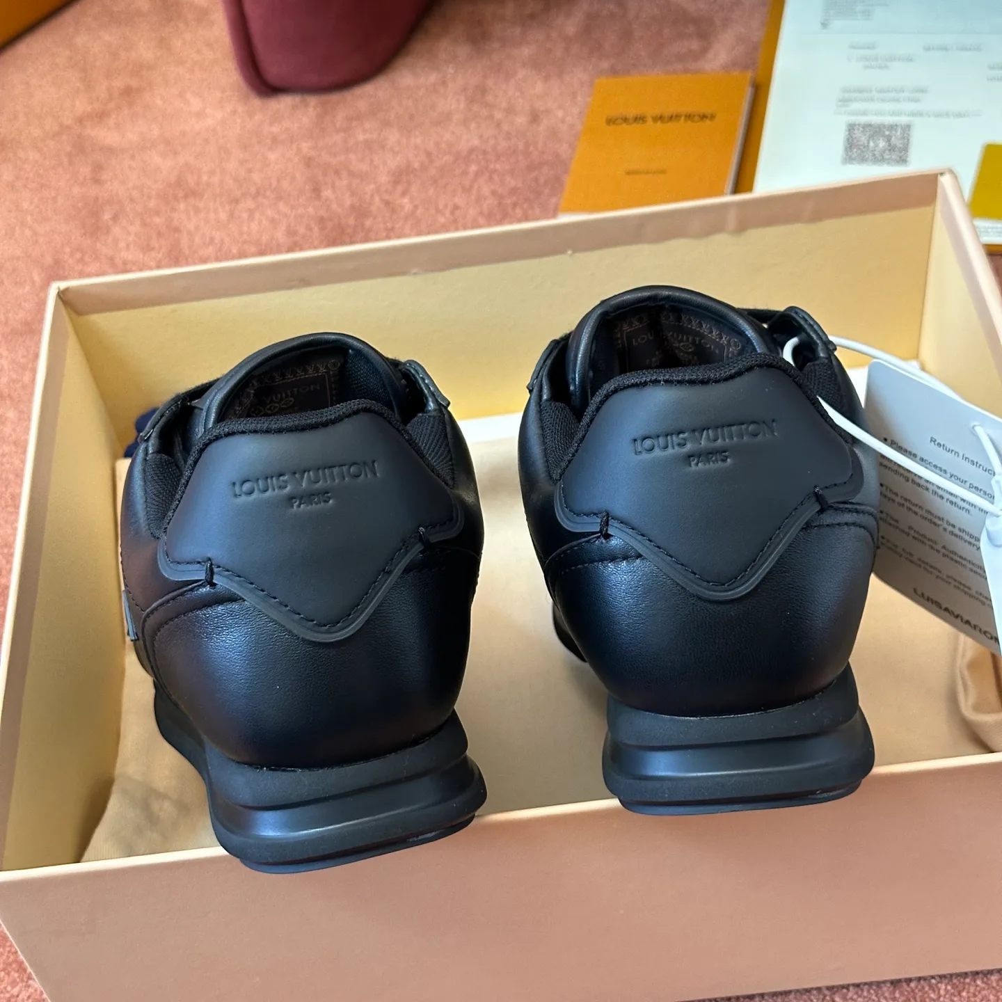 Кроссовки Женские Louis Vuitton 104184