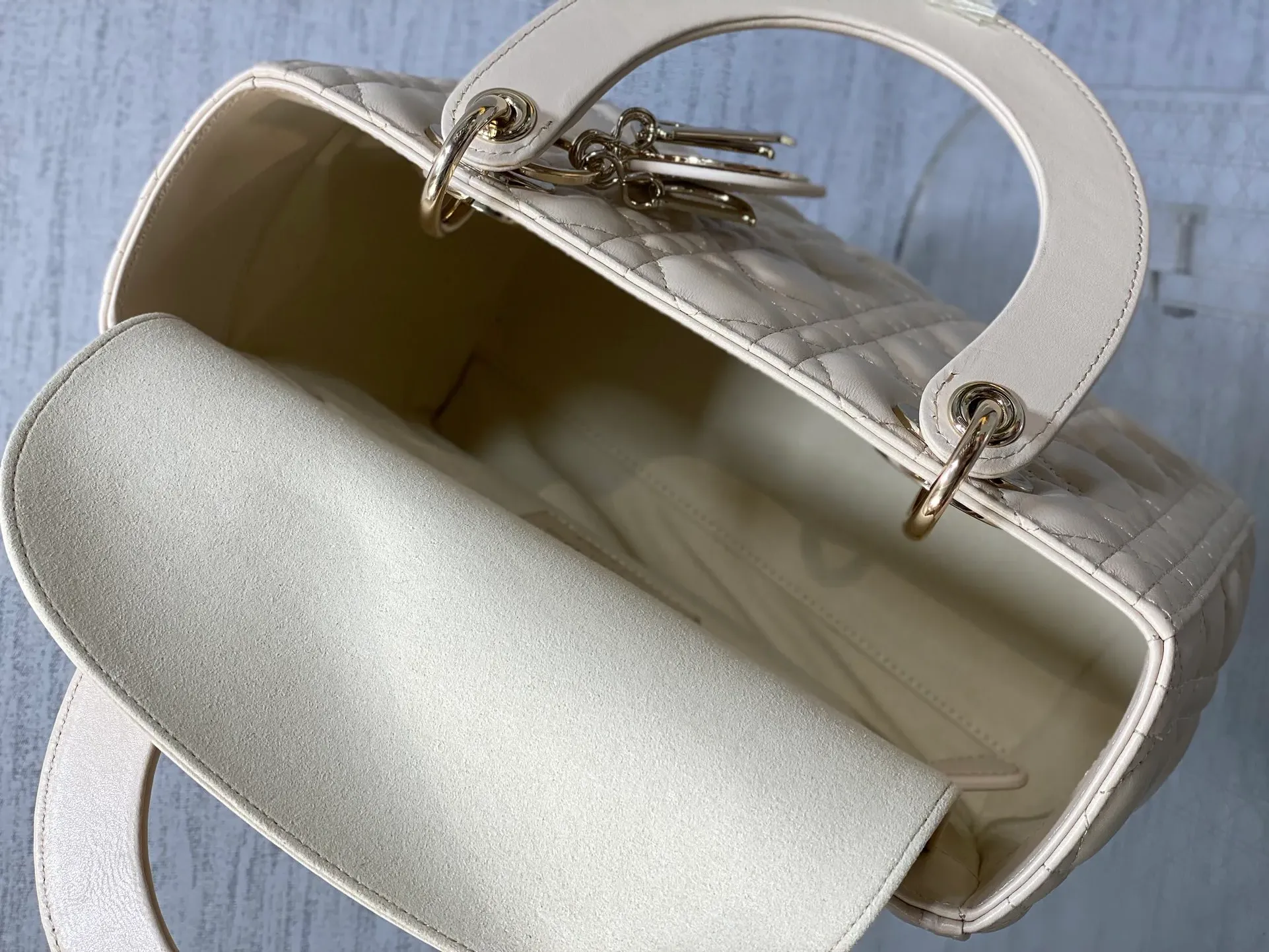 Сумки На Ремне Женские Christian Dior 167677