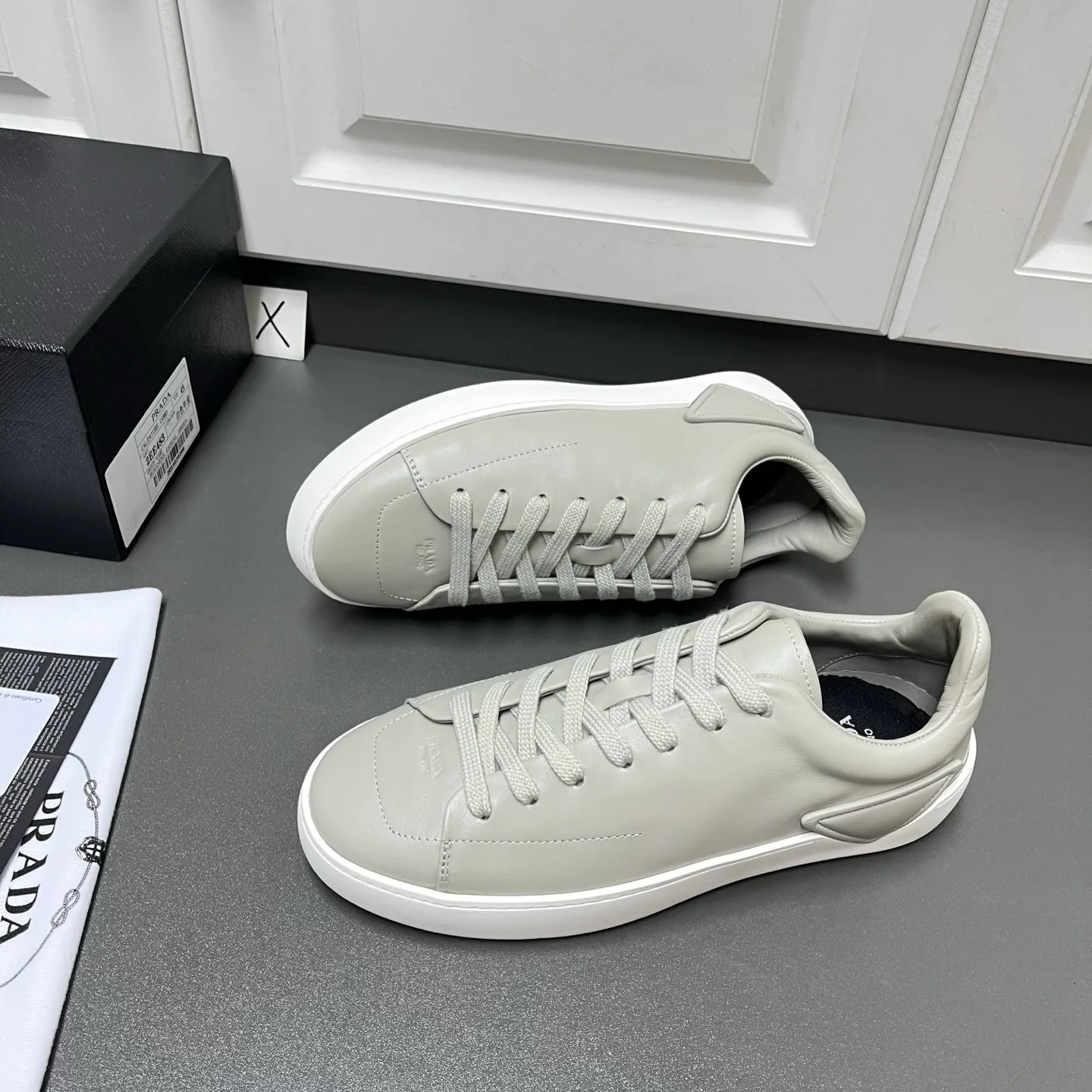 Кроссовки Мужские Prada 16940100