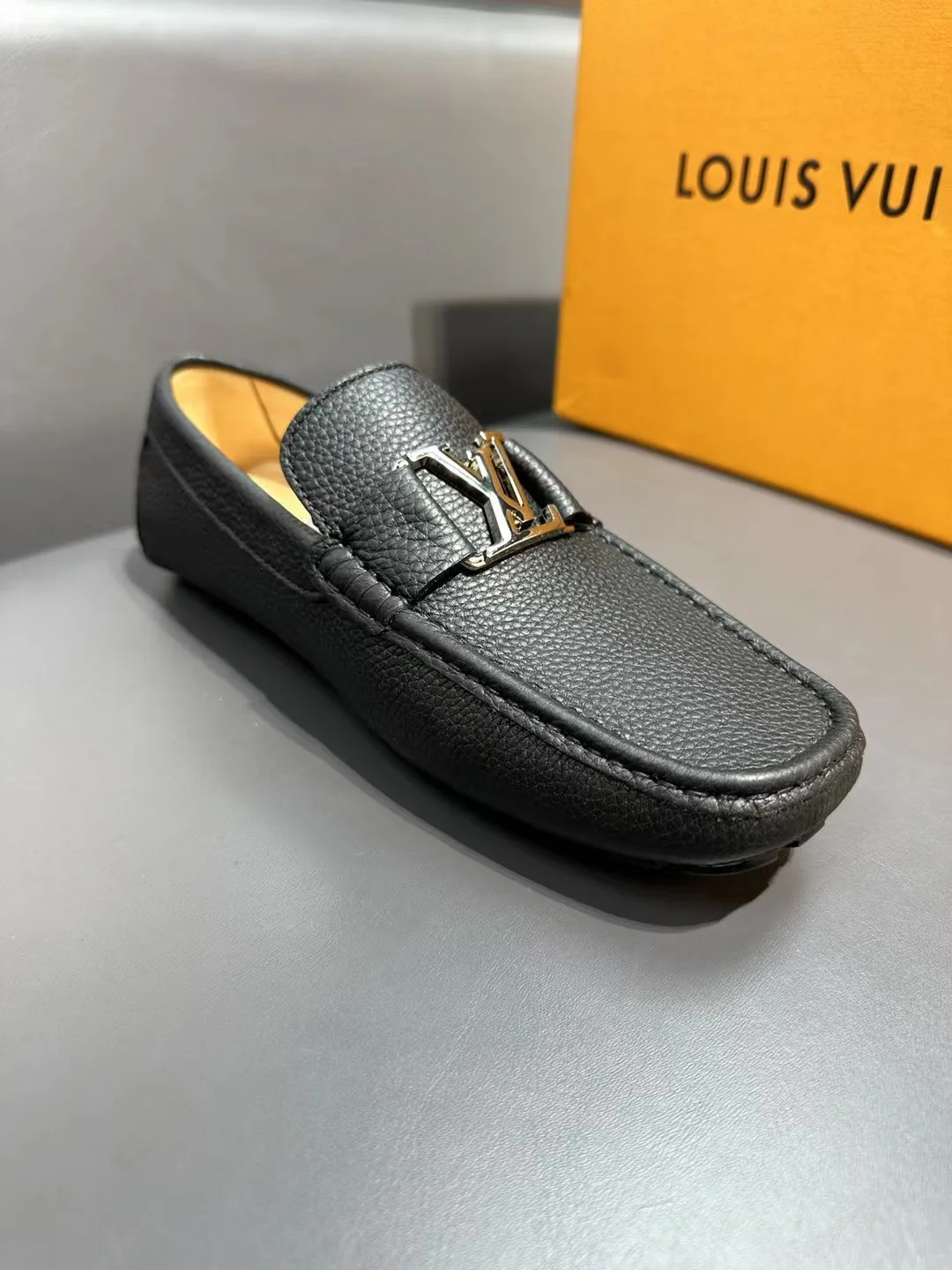 Мокасины Мужские Louis Vuitton 881715