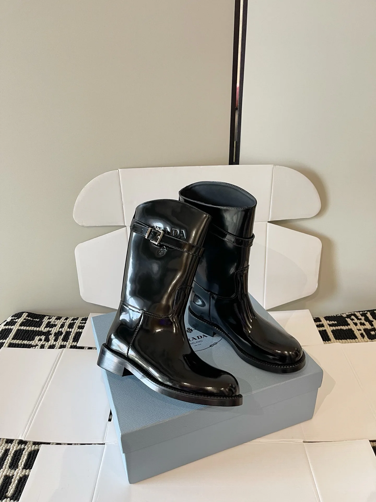Сапоги Женские Prada 19392410