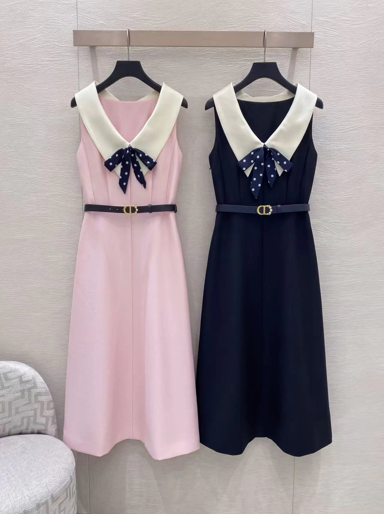 Платья Женские Christian Dior 18300001