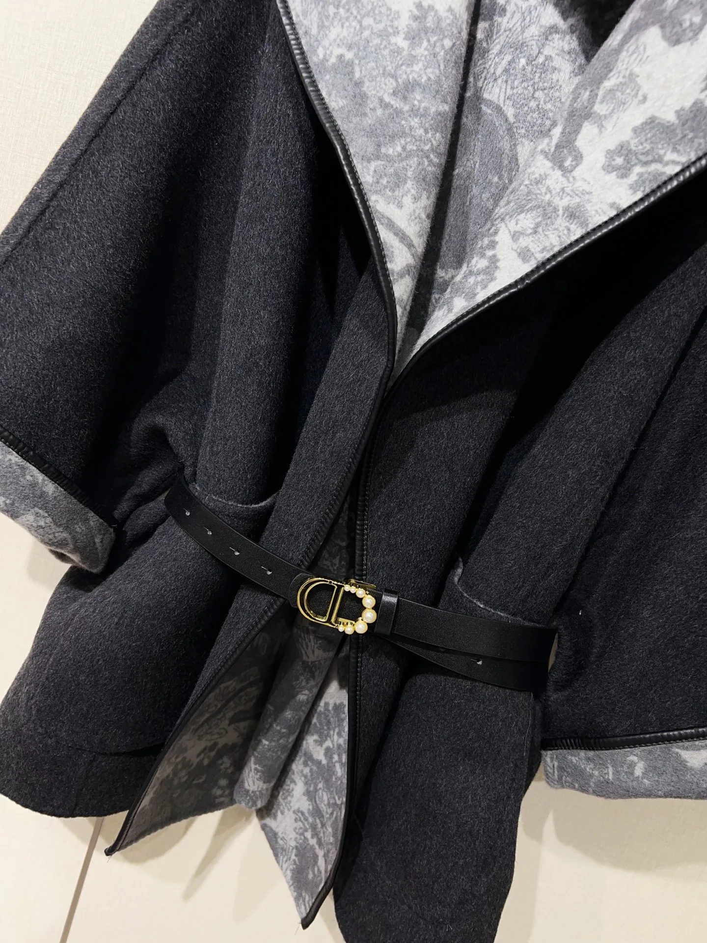 Пальто Женские Christian Dior 18842857