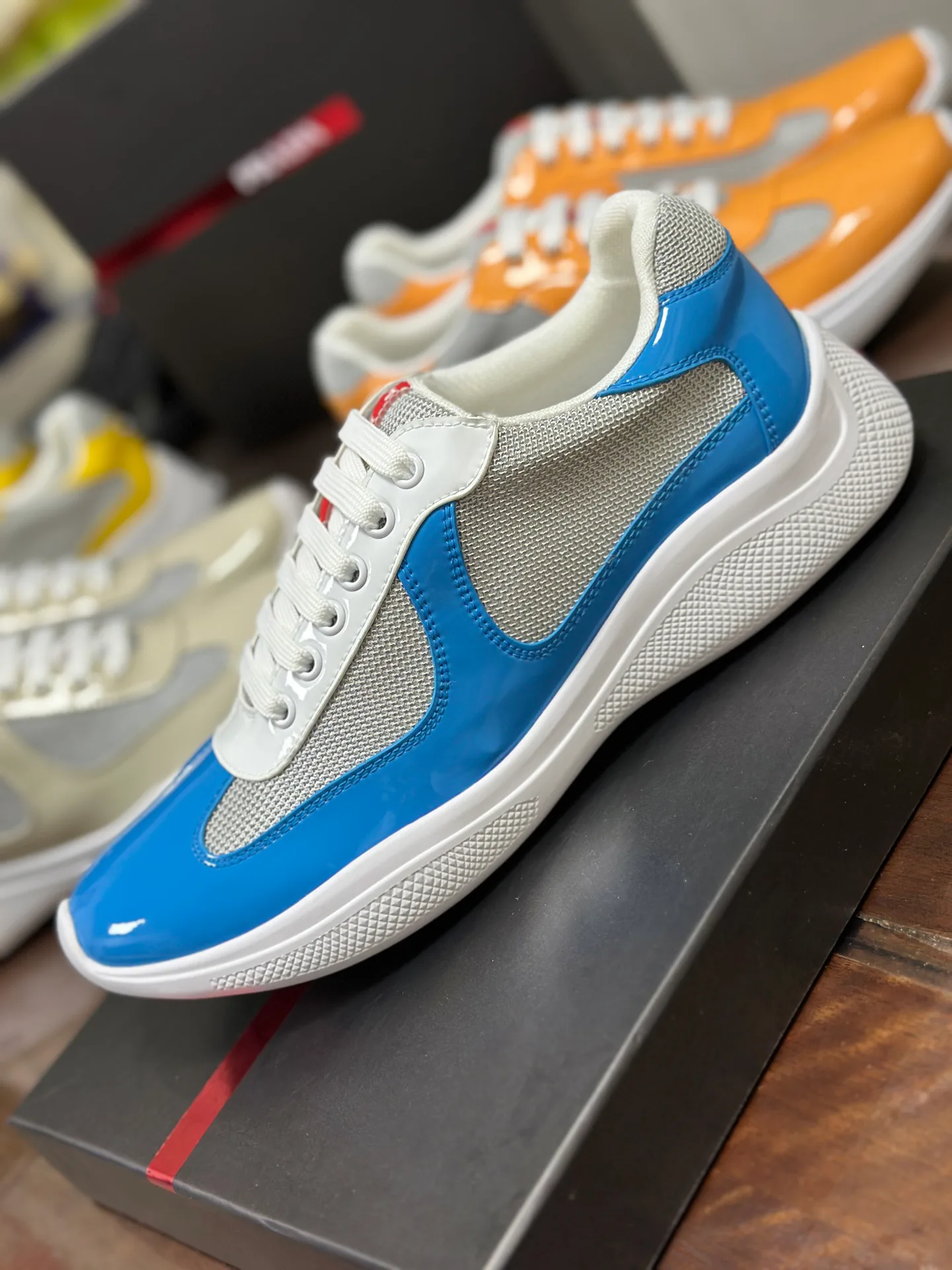 Кроссовки Мужские Prada 18262252