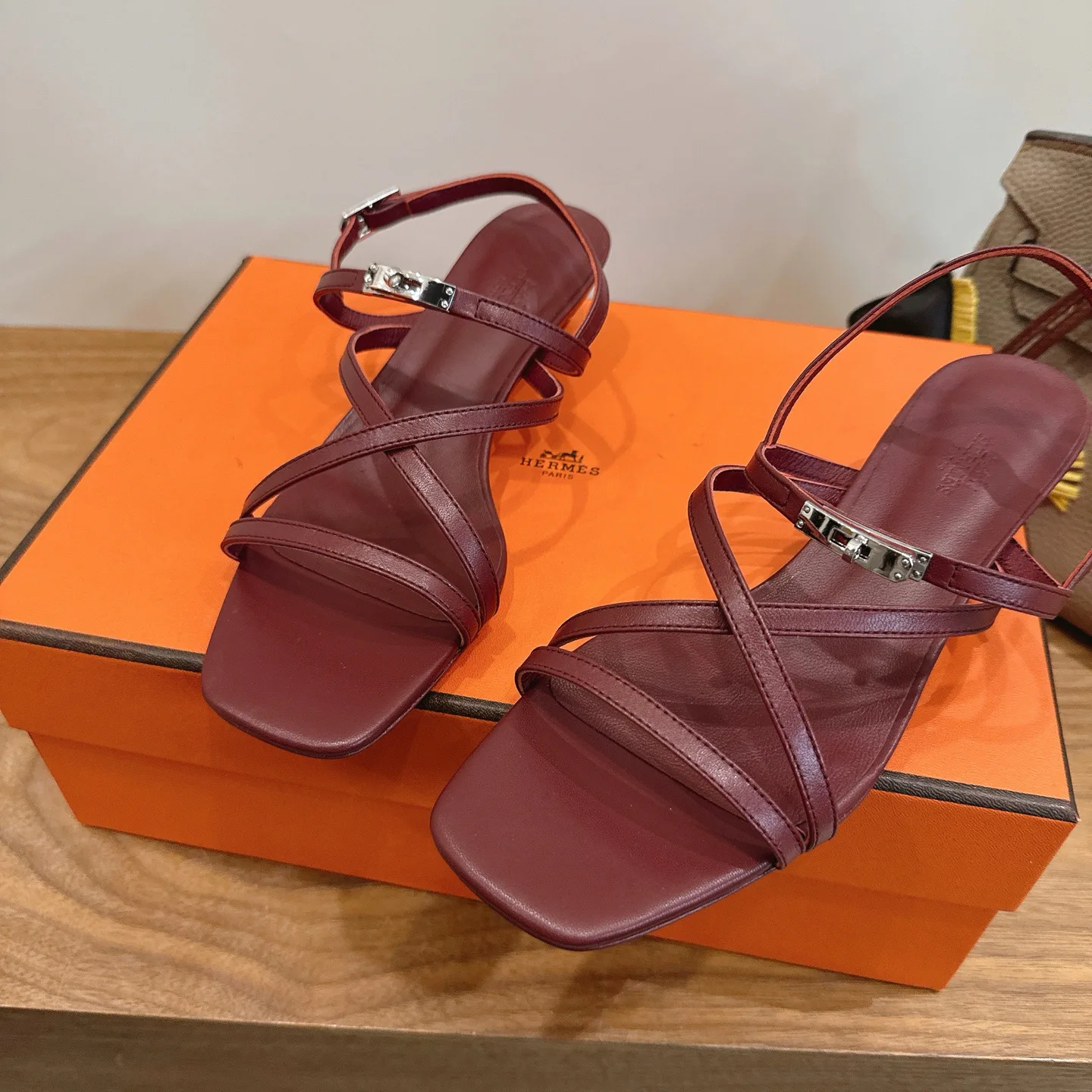 Босоножки Женские Hermes 12244984