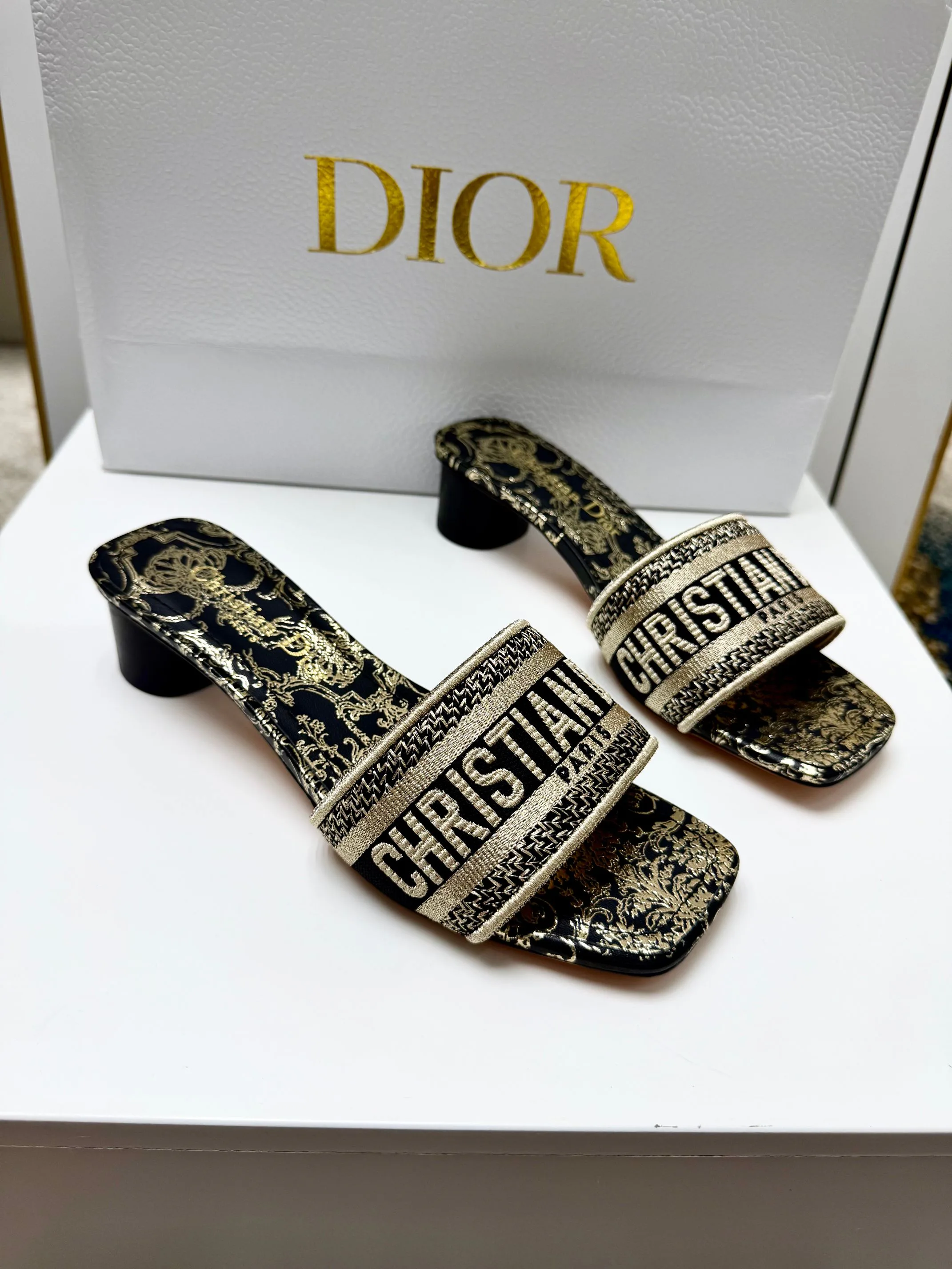 Босоножки Женские Christian Dior 12877366