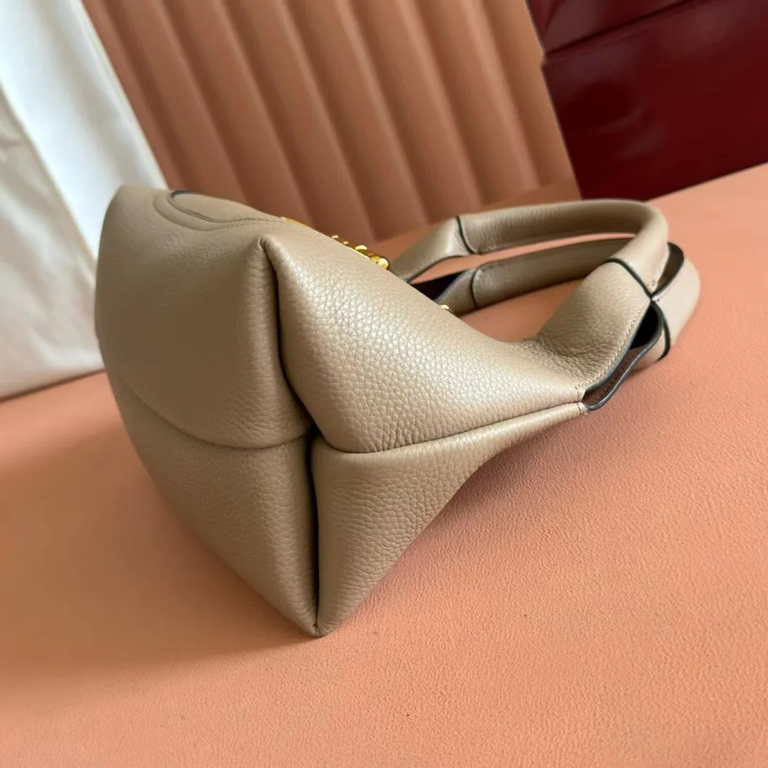 Классические Сумки Женские Gucci 11668974