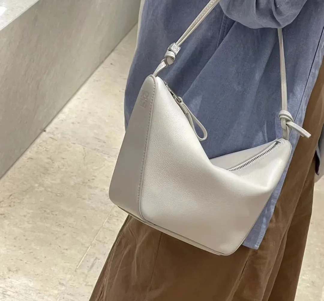 Классические Сумки Женские Loewe 11513525
