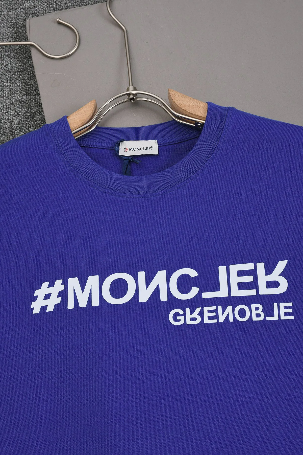 Футболки Женские Moncler 4897120