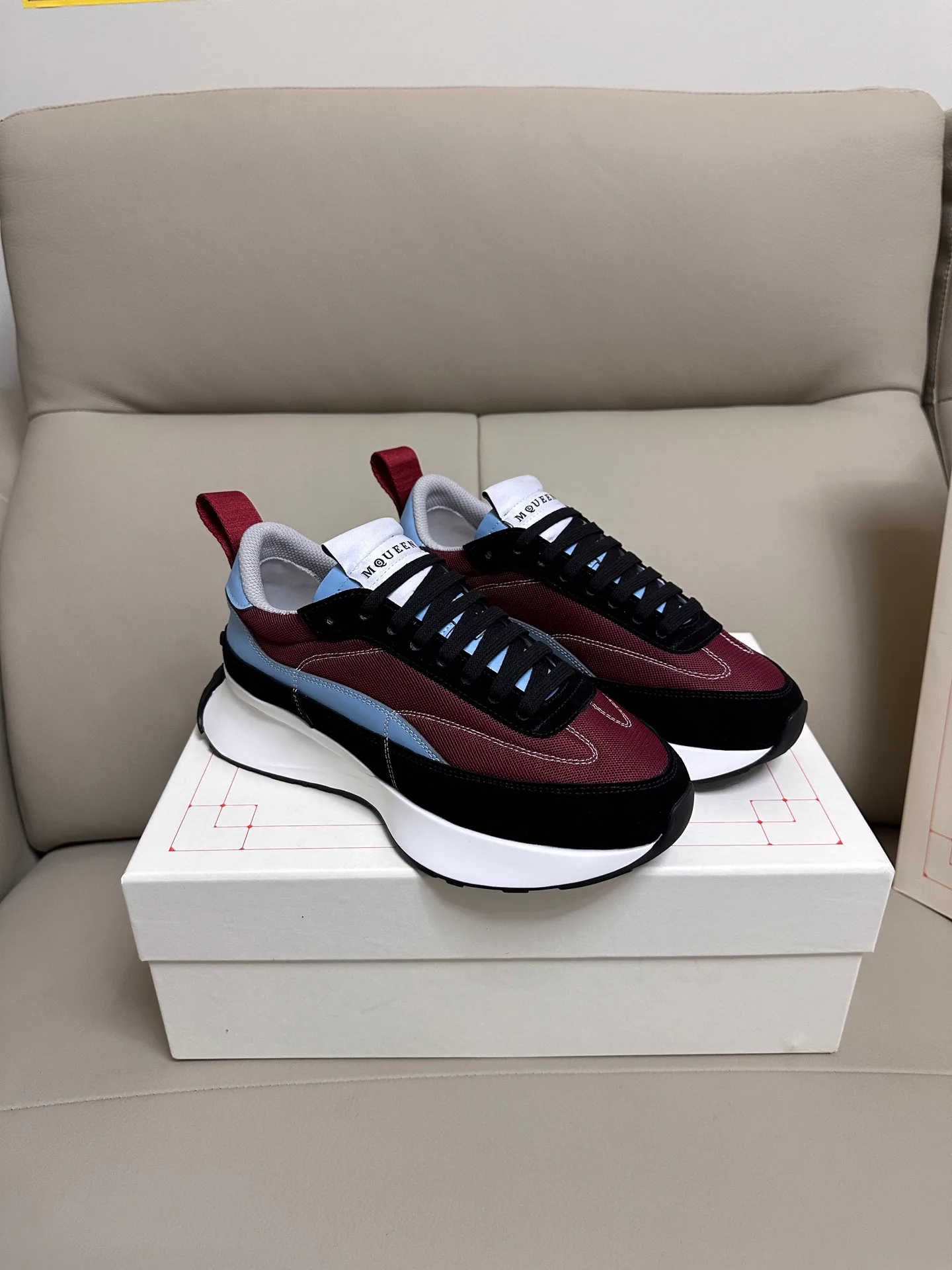 Кроссовки Женские Alexander Mcqueen 10250873