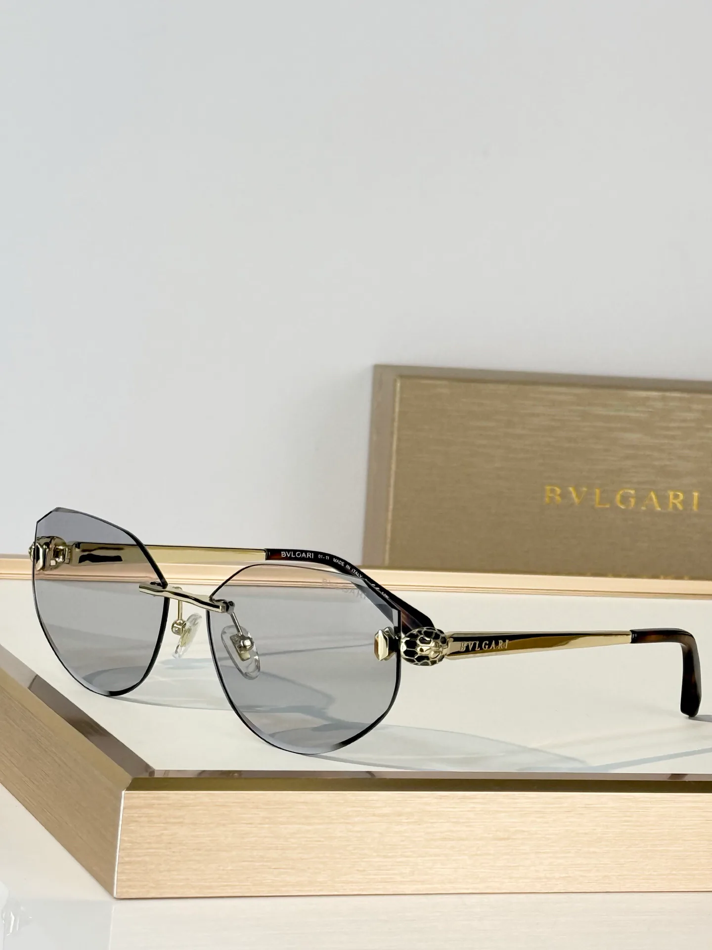 Очки Bvlgari 18117915