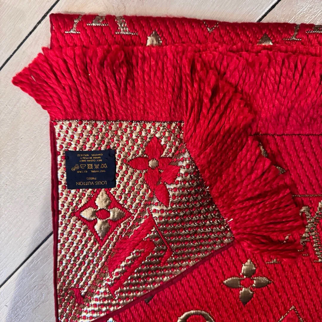 Шарфы Louis Vuitton 18002697