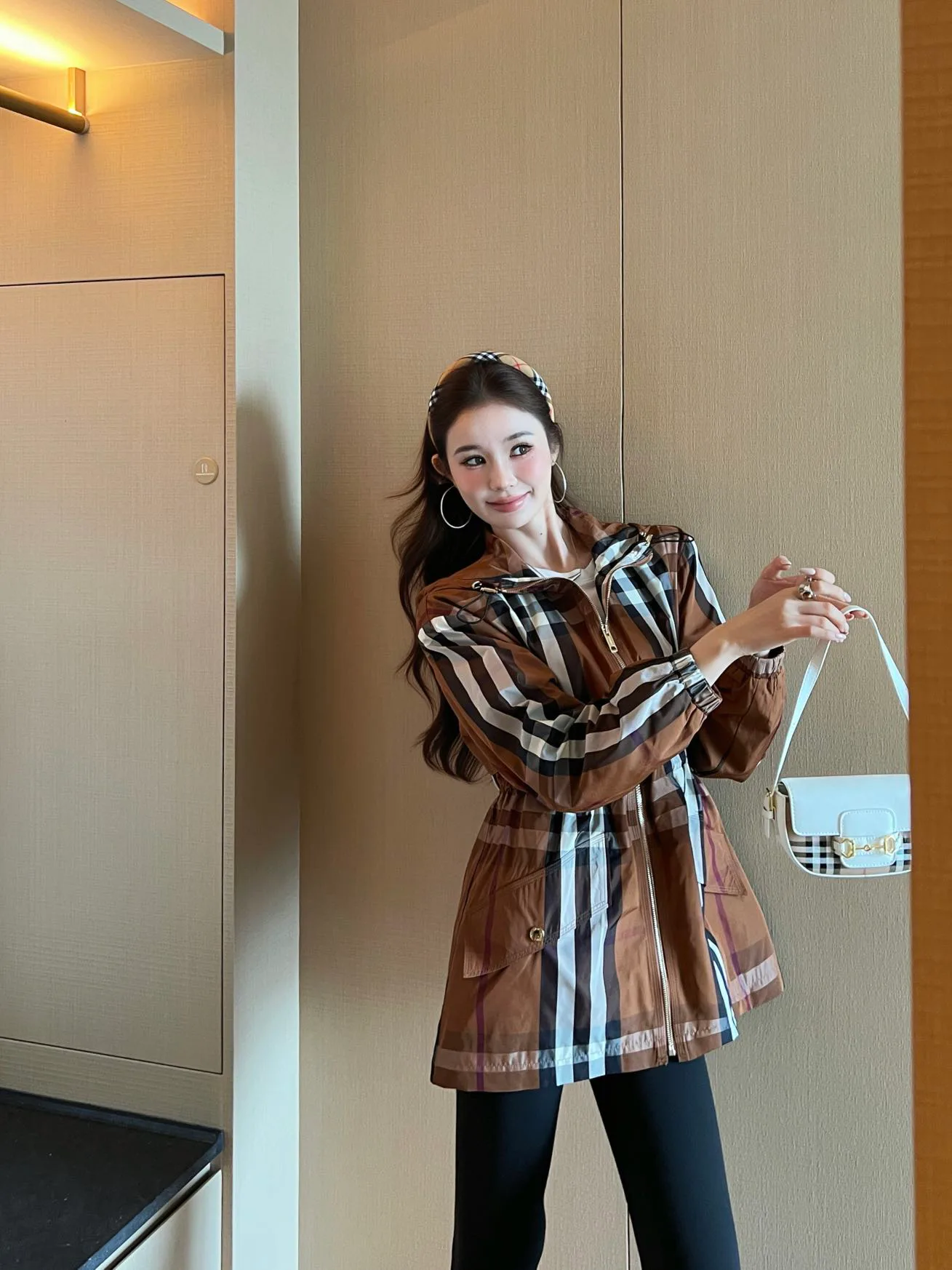 Куртки И Пуховики Женские Burberry 1049377