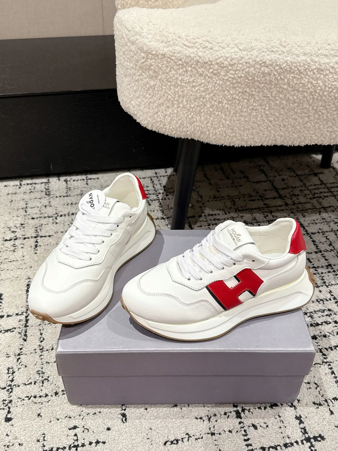 Кроссовки Женские Hogan 393102