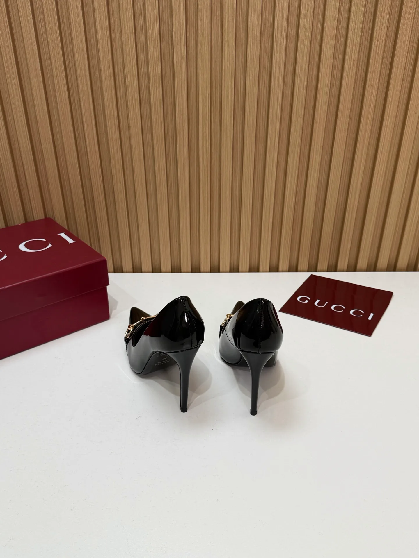 Туфли Женские Gucci 18245470
