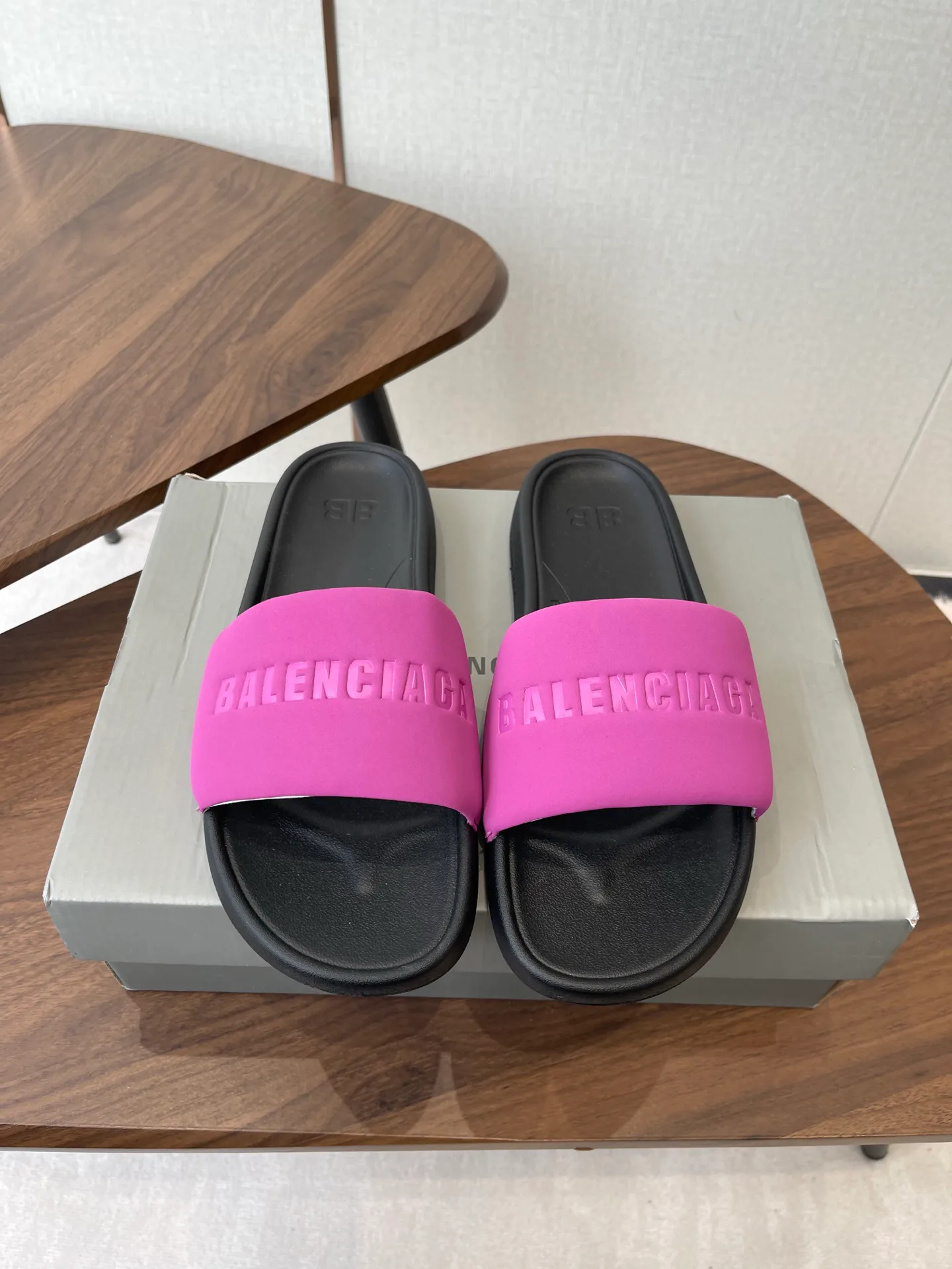 Шлепанцы Женские Balenciaga 11227412