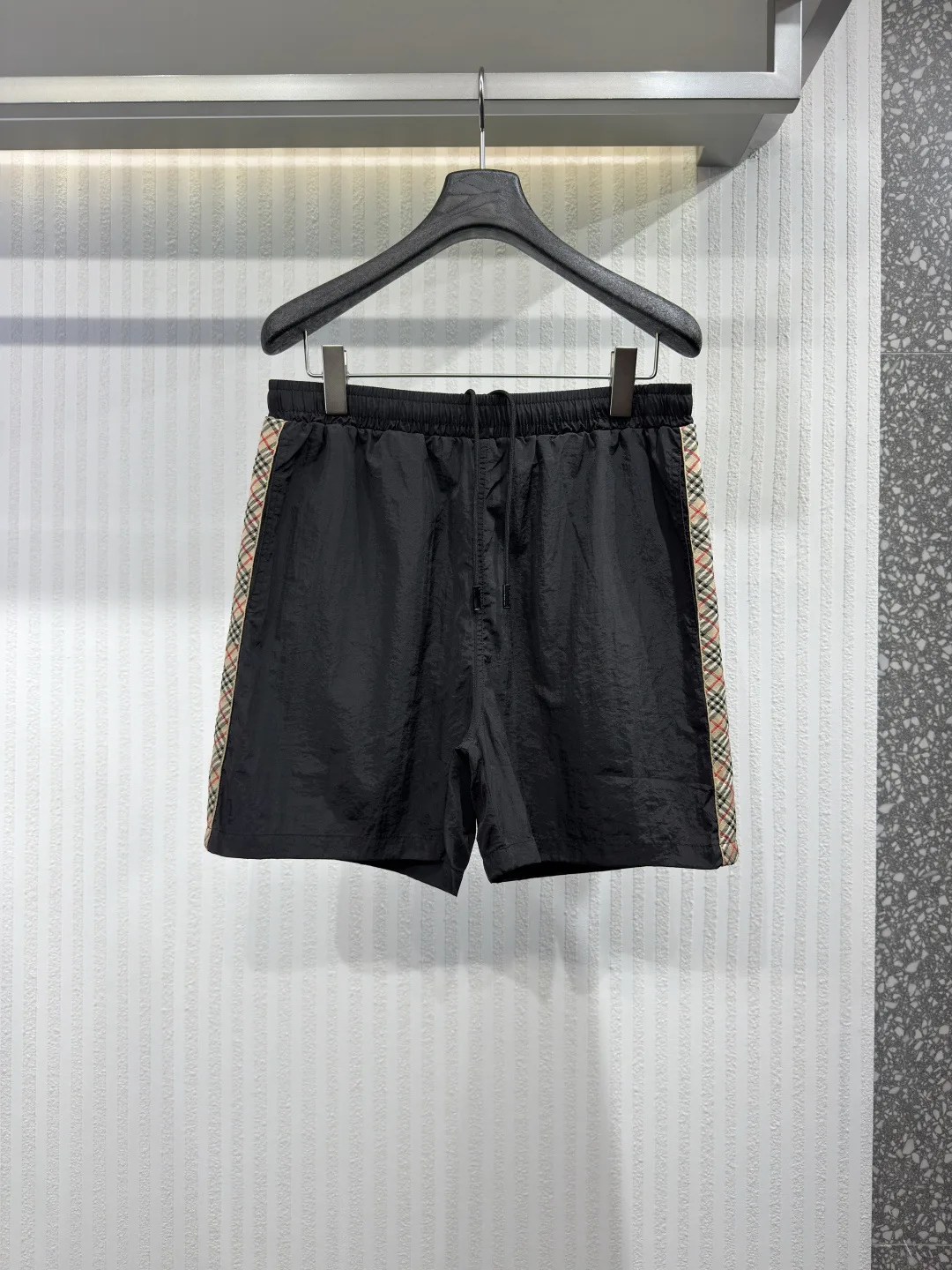 Шорты Мужские Burberry 13139510