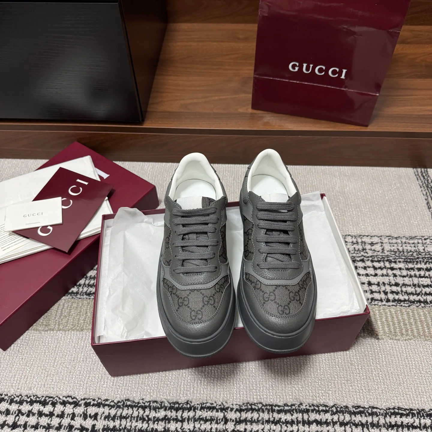 Кроссовки Женские Gucci 1225476