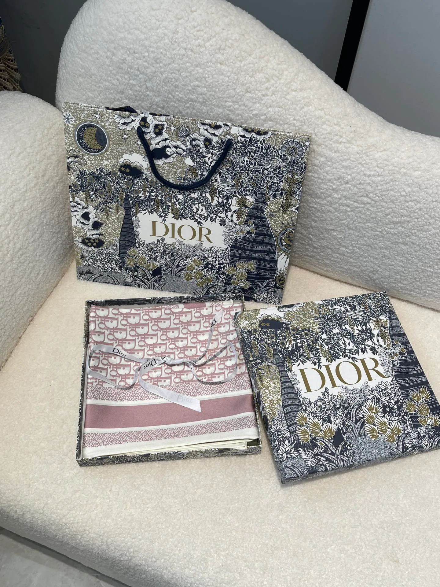 Шарфы Christian Dior 11910598