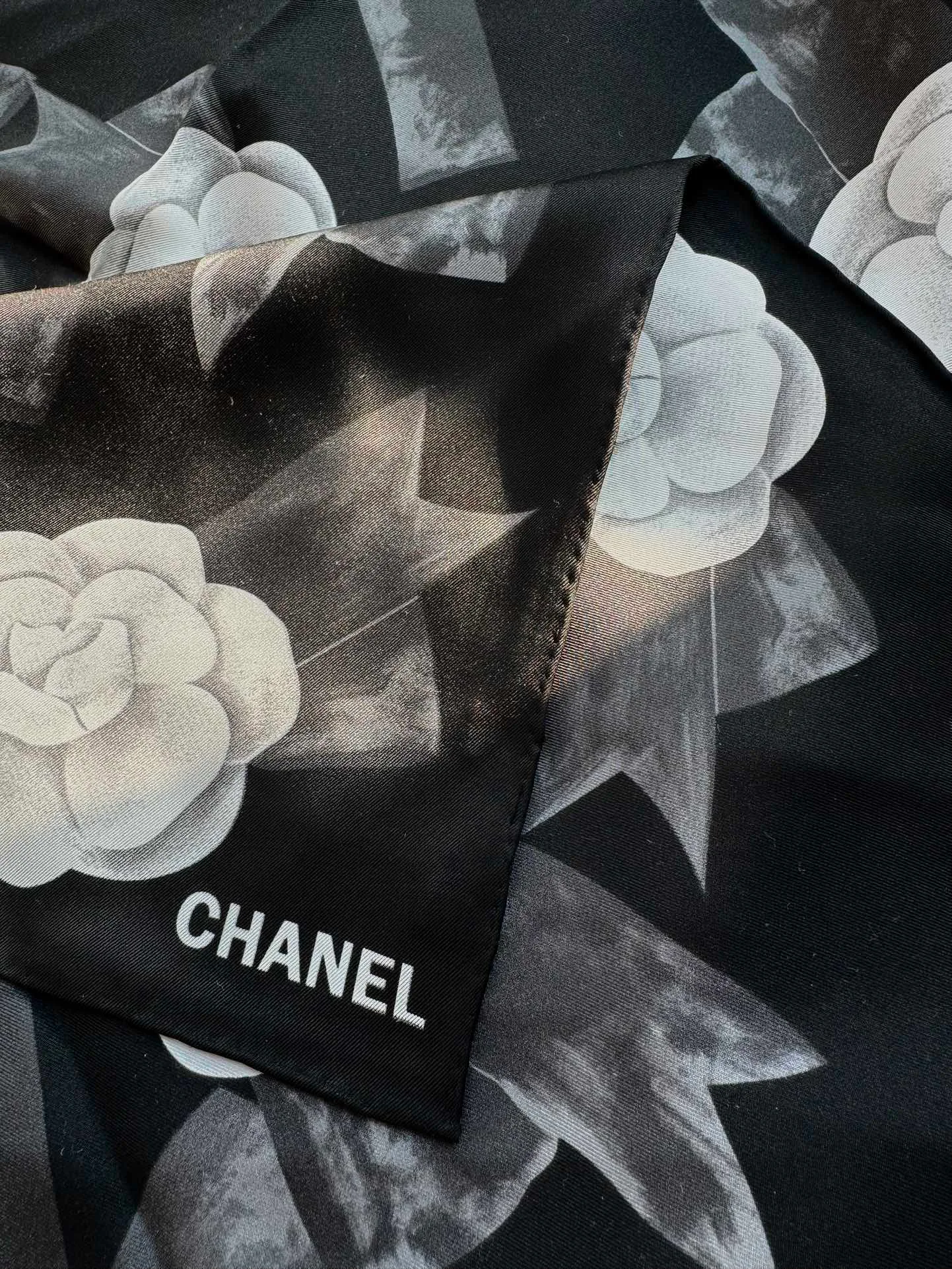 Платки Chanel 12737848