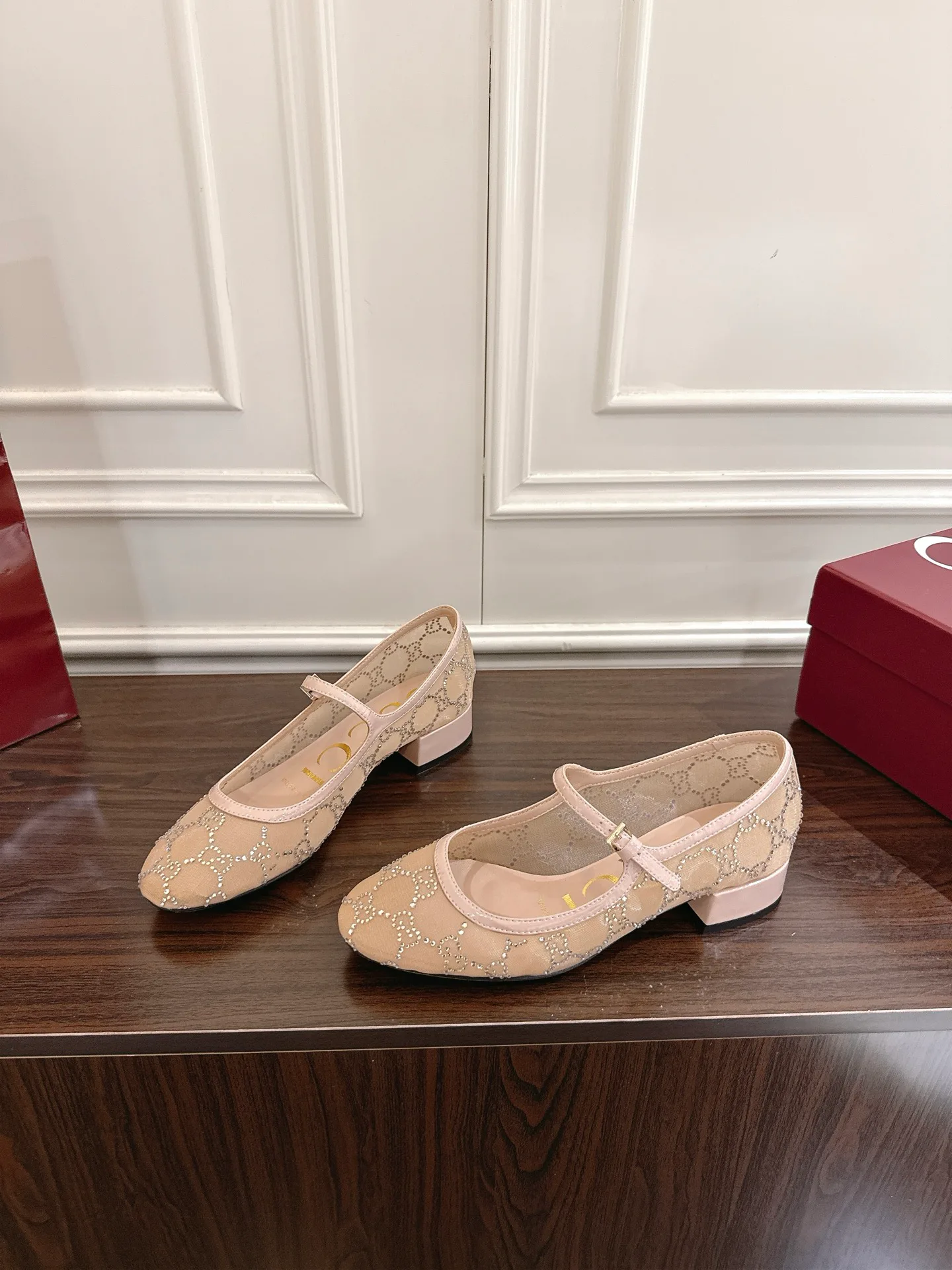 Туфли Женские Gucci 18143113