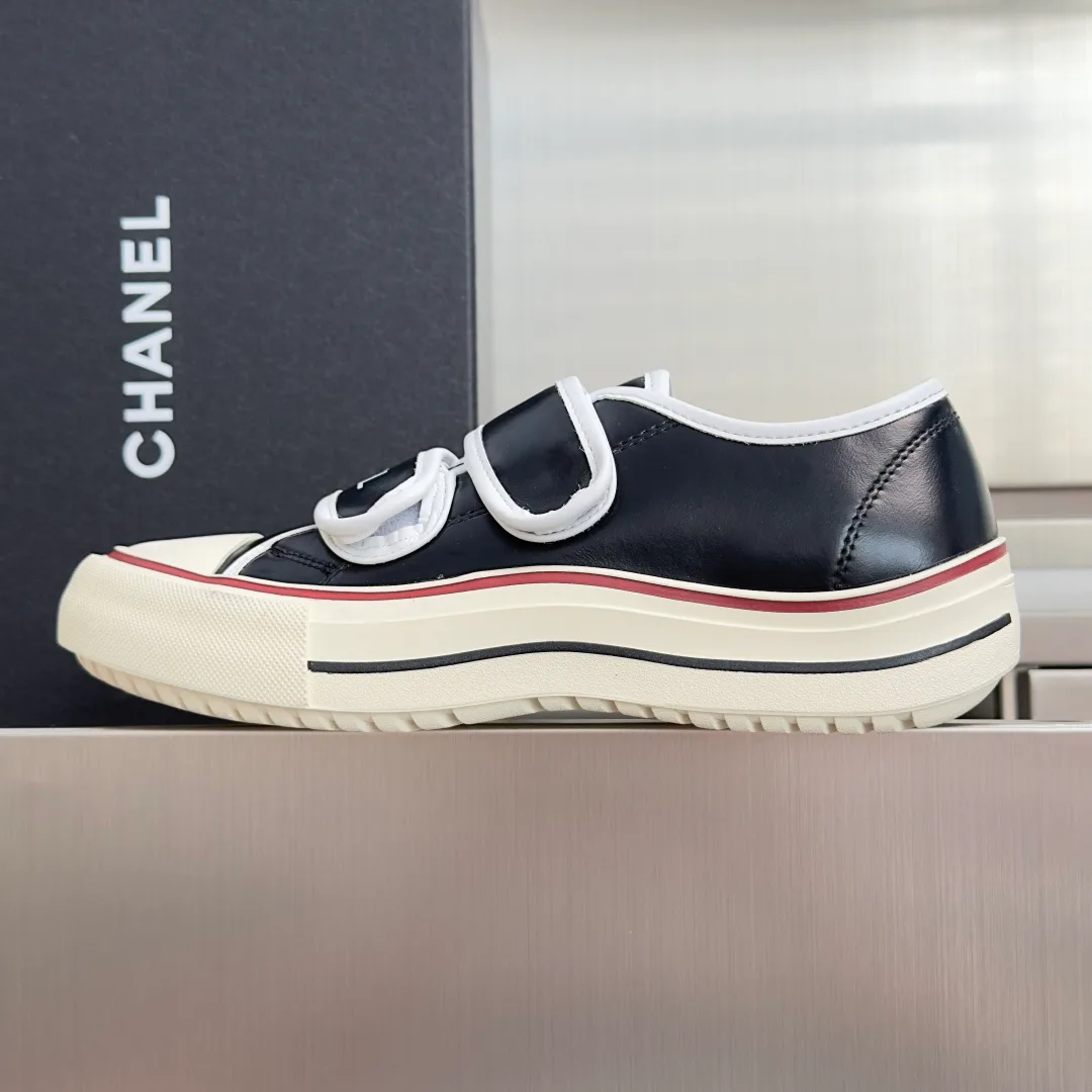 Кроссовки Женские Chanel 19598235