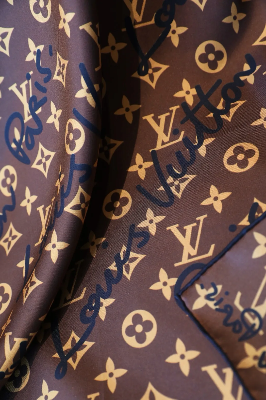 Платки Louis Vuitton 13896158