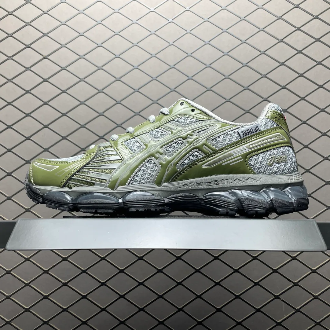 Кроссовки Женские Asics 17292972