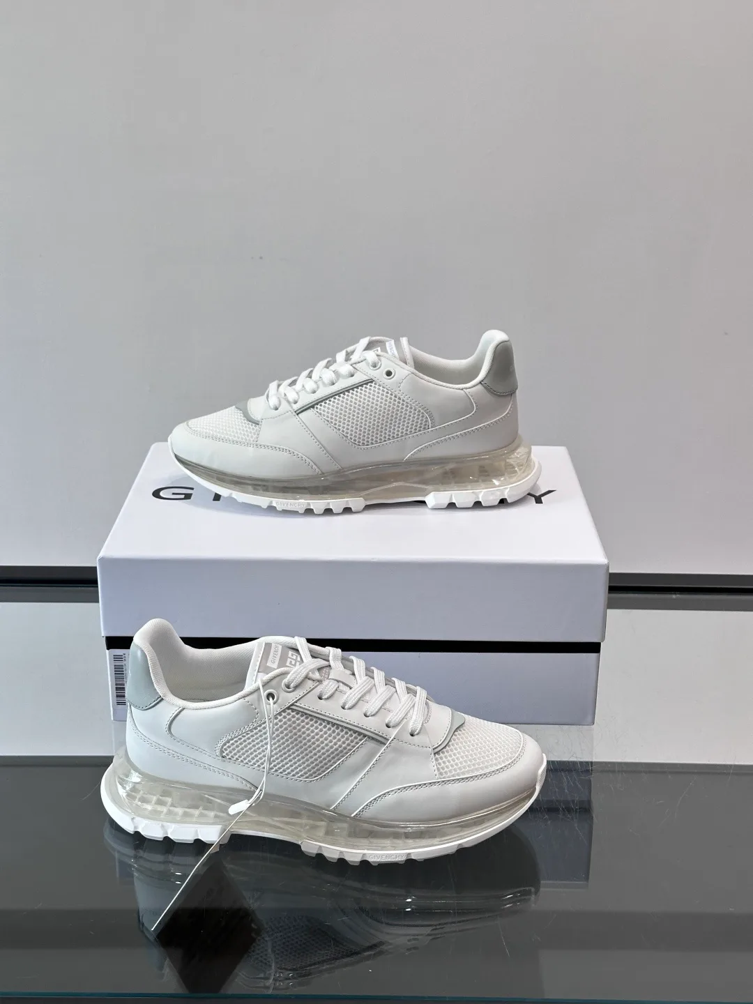 Кроссовки Мужские Givenchy 13553746