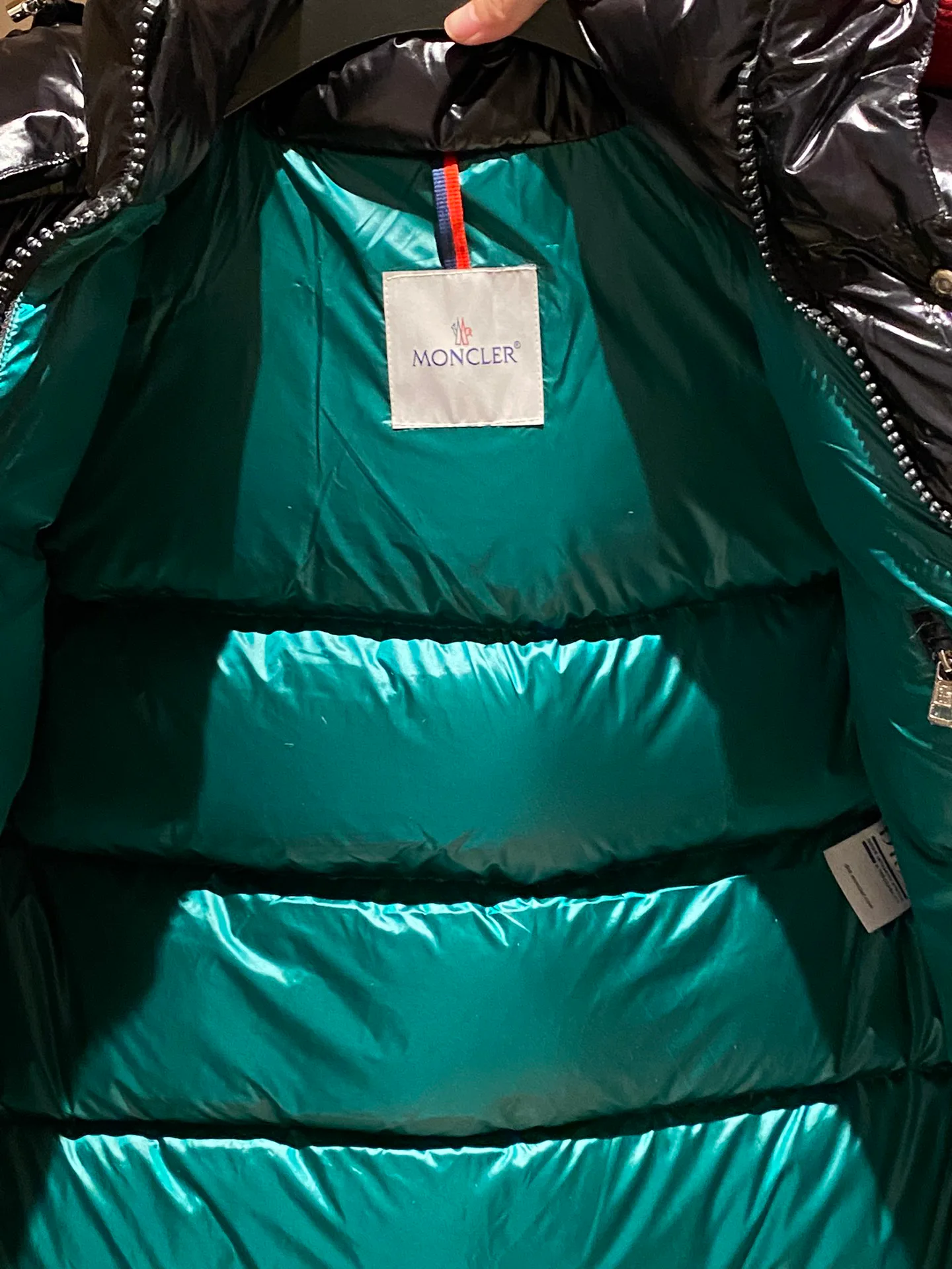 Куртки И Пуховики Женские Moncler 632996