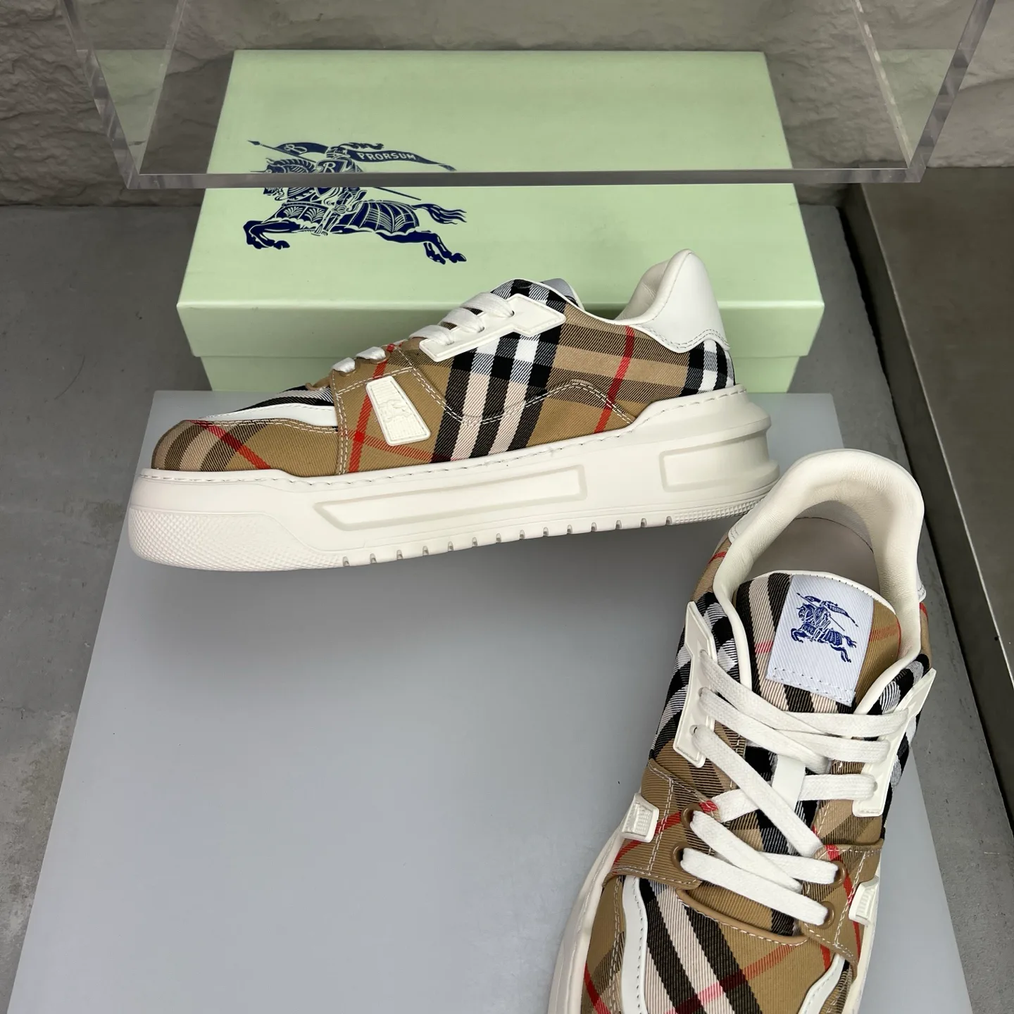 Кроссовки Мужские Burberry 11638115