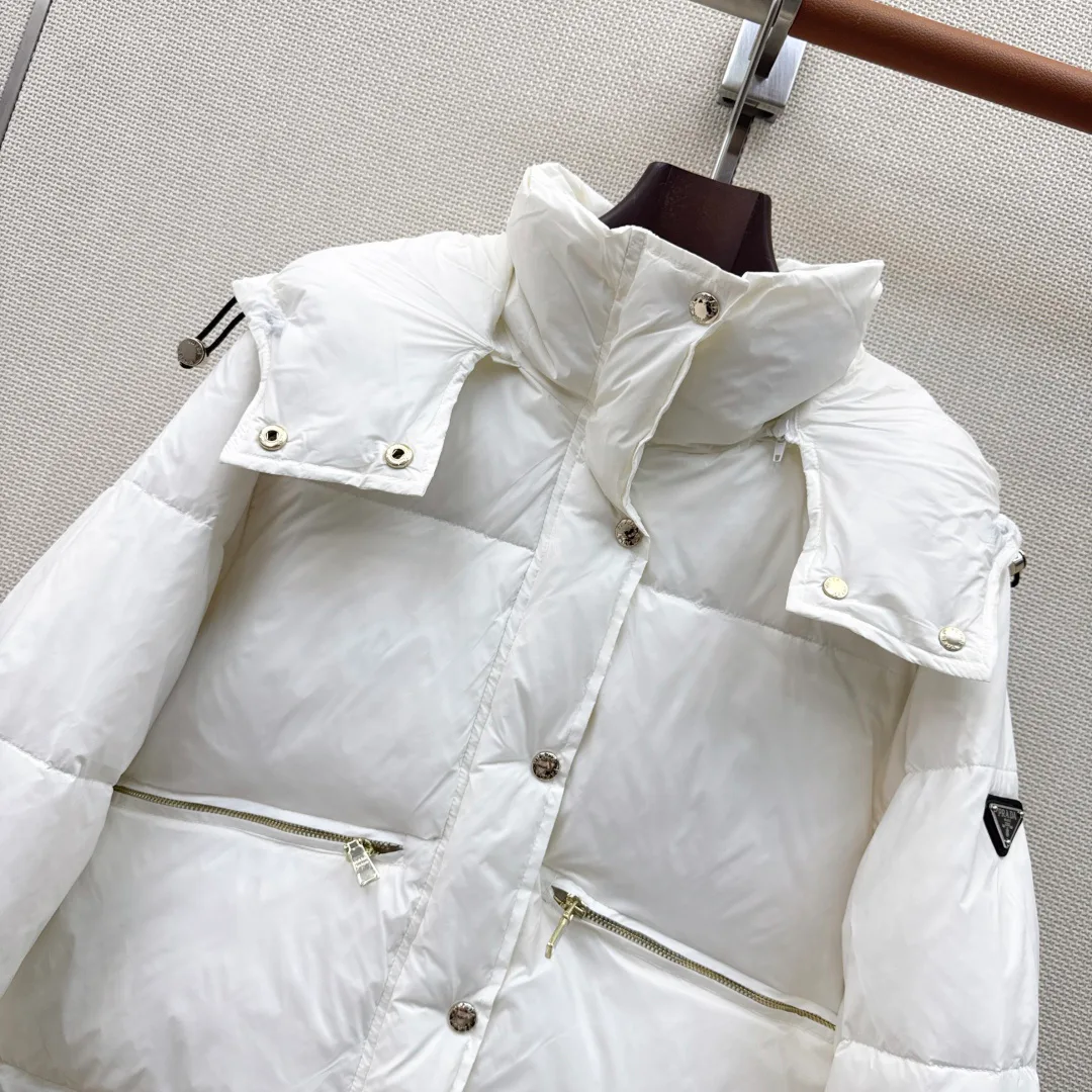 Куртки И Пуховики Женские Prada 18438365