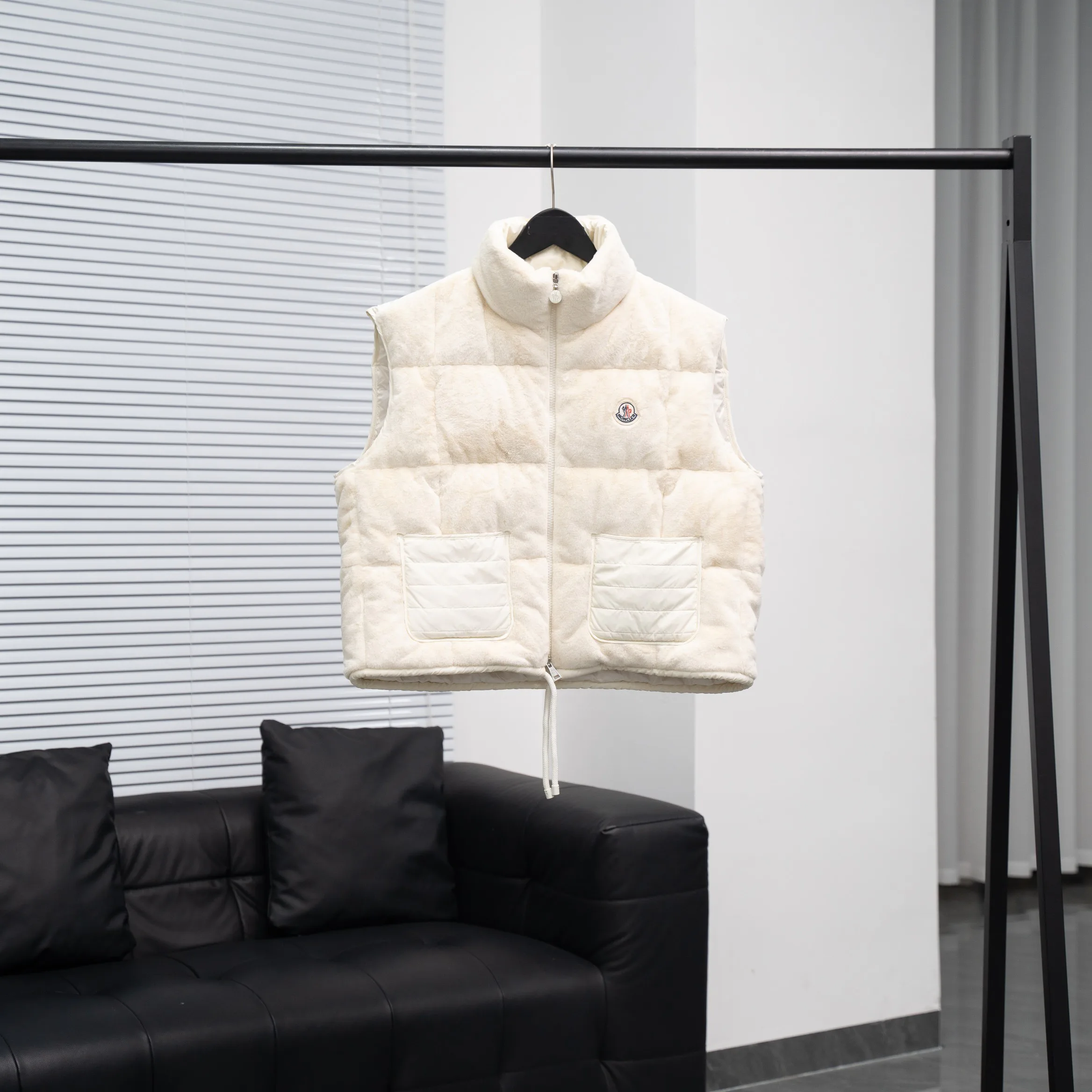 Жилеты Женские Moncler 745280