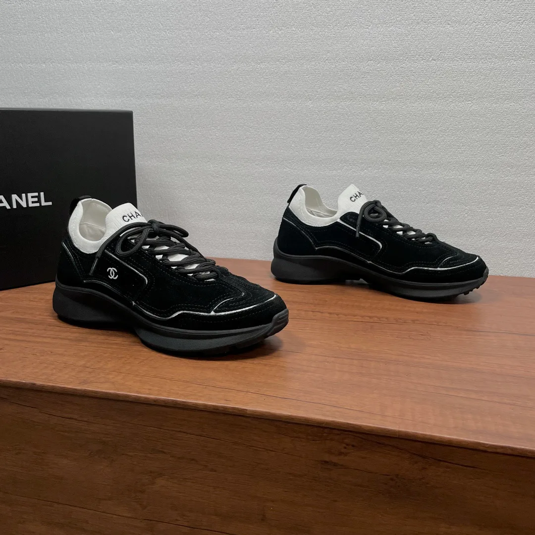 Кроссовки Женские Chanel 17542466