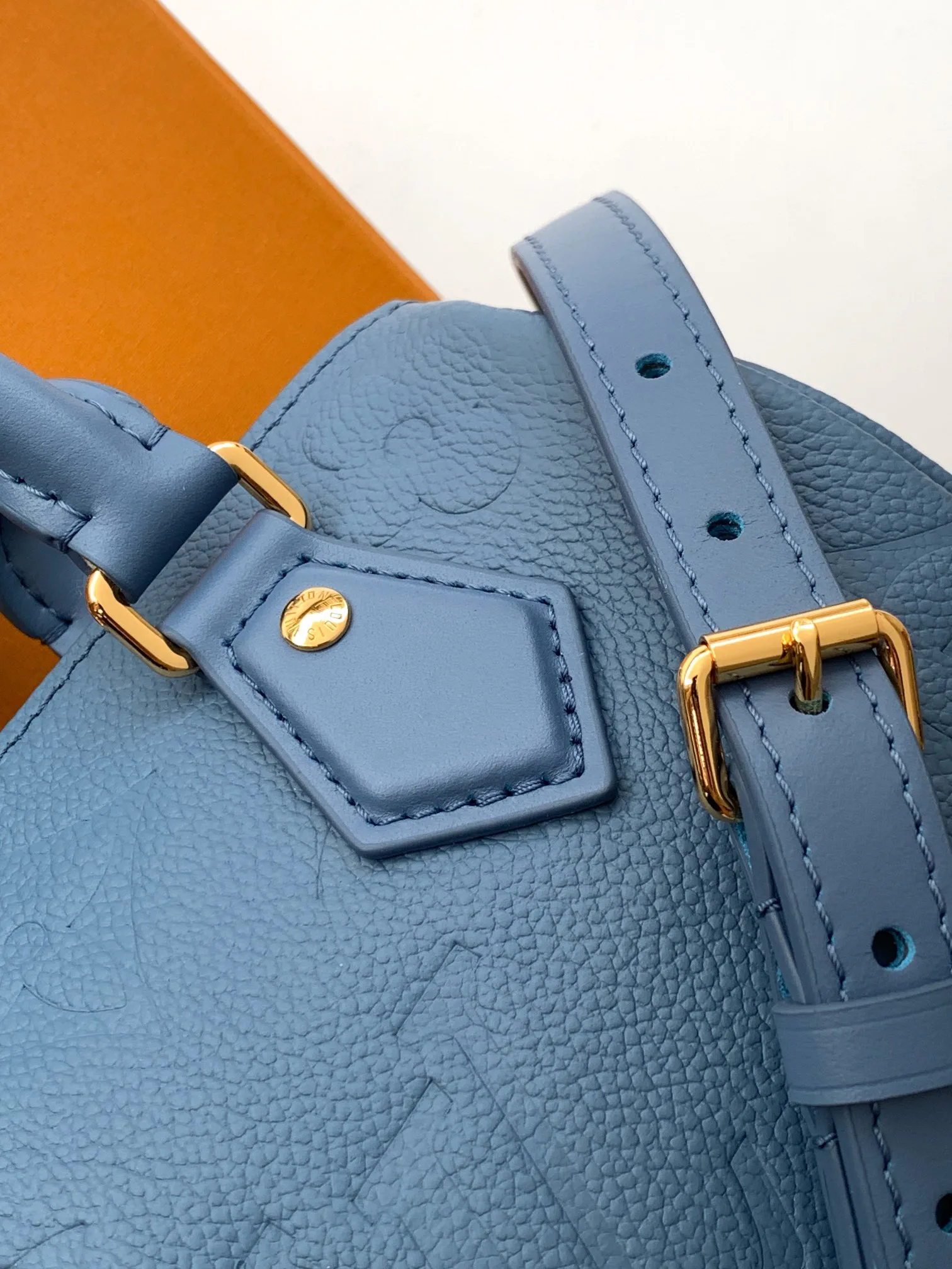 Классические Сумки Женские Louis Vuitton 13435279