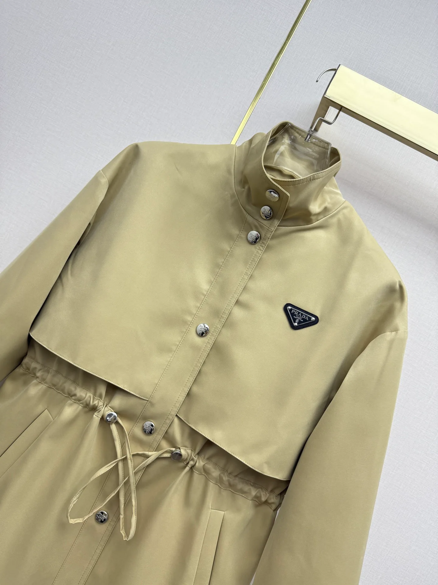 Тренчи Женские Prada 18451124