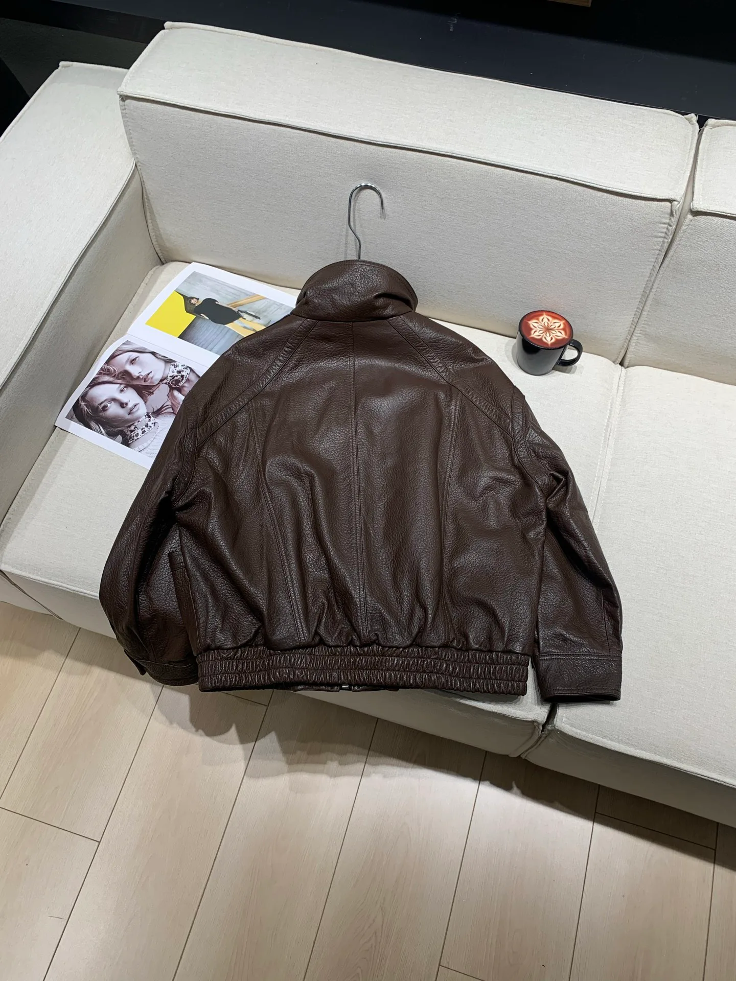 Куртки И Пуховики Женские Saint Laurent 156575