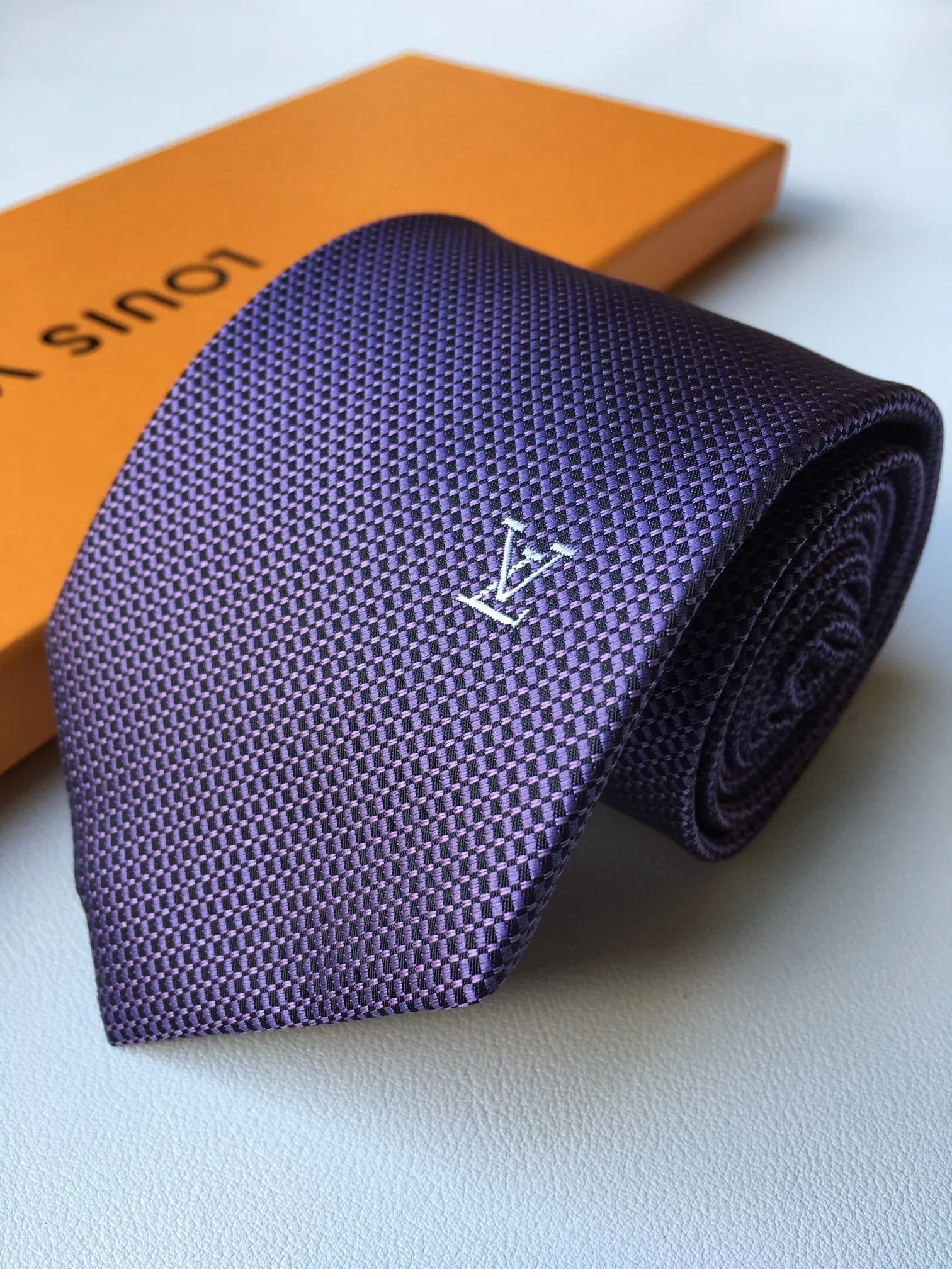 Платки Louis Vuitton 14648083