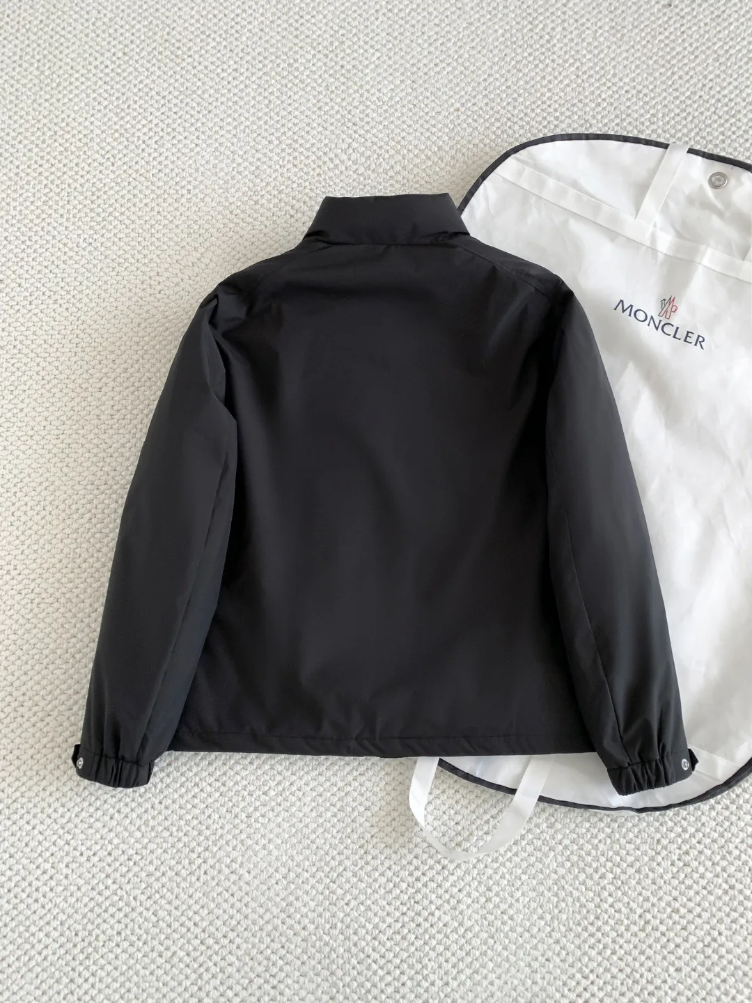 Куртки И Пуховики Мужские Moncler 1270863