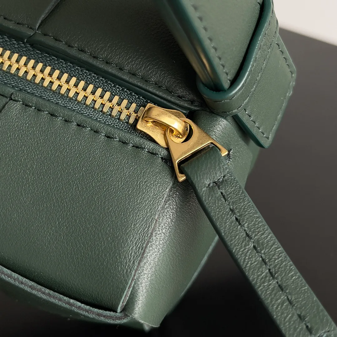 Классические Сумки Женские Bottega Veneta 18161092